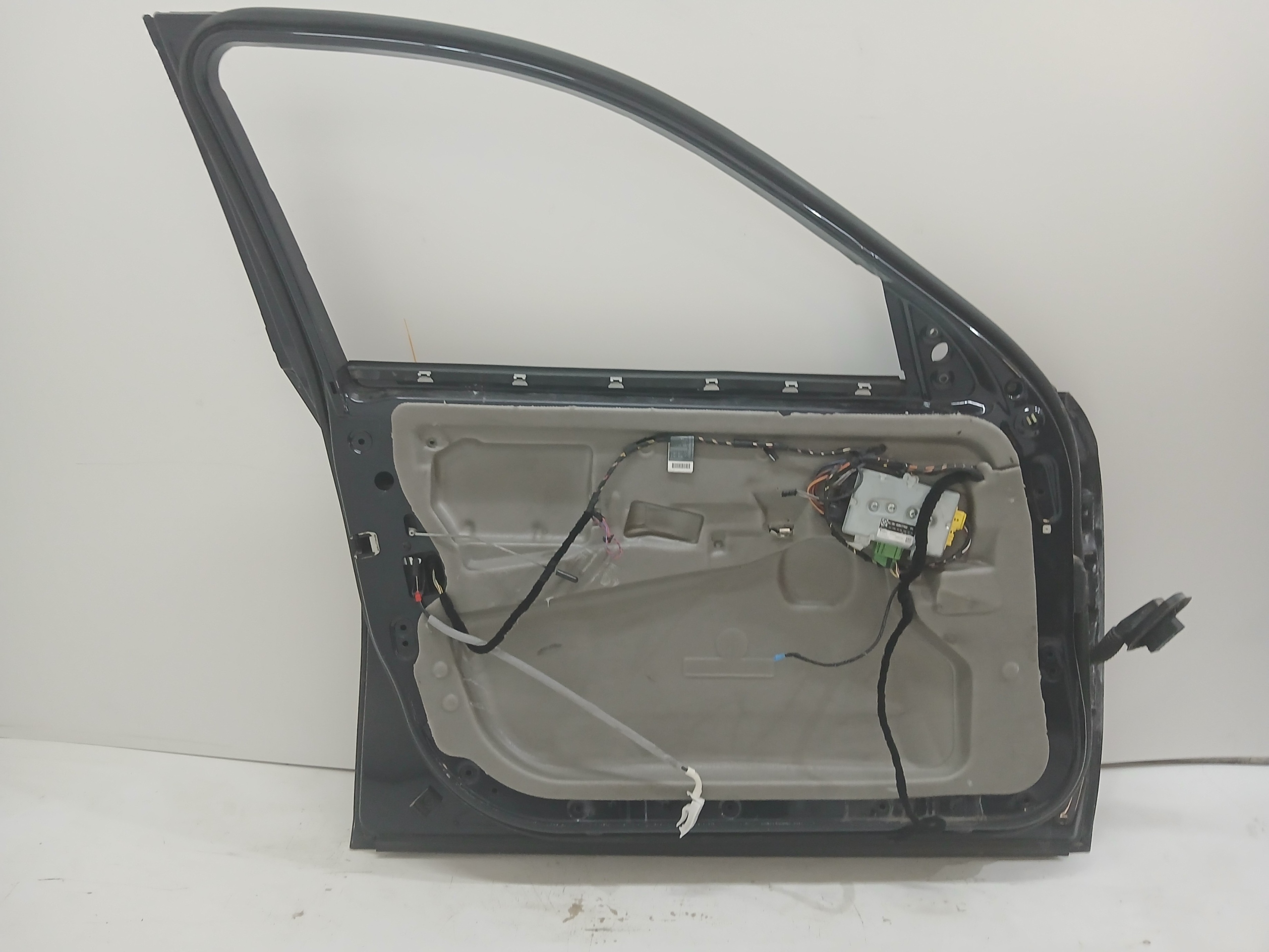 dvere Ľavé predné predok BMW E60 416/9