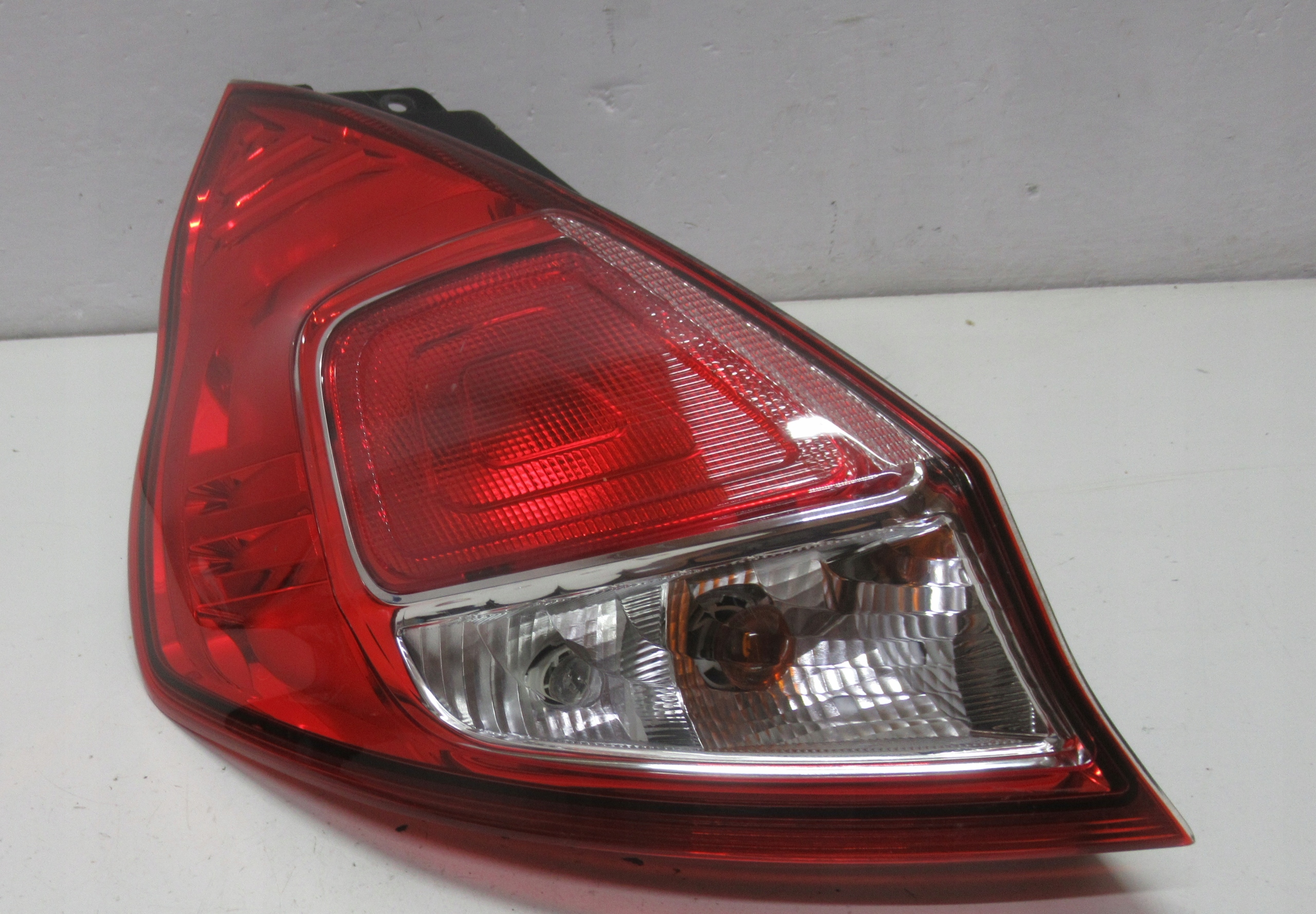 FORD FIESTA MK7 14R light left rear part C1BB-13405-A EU