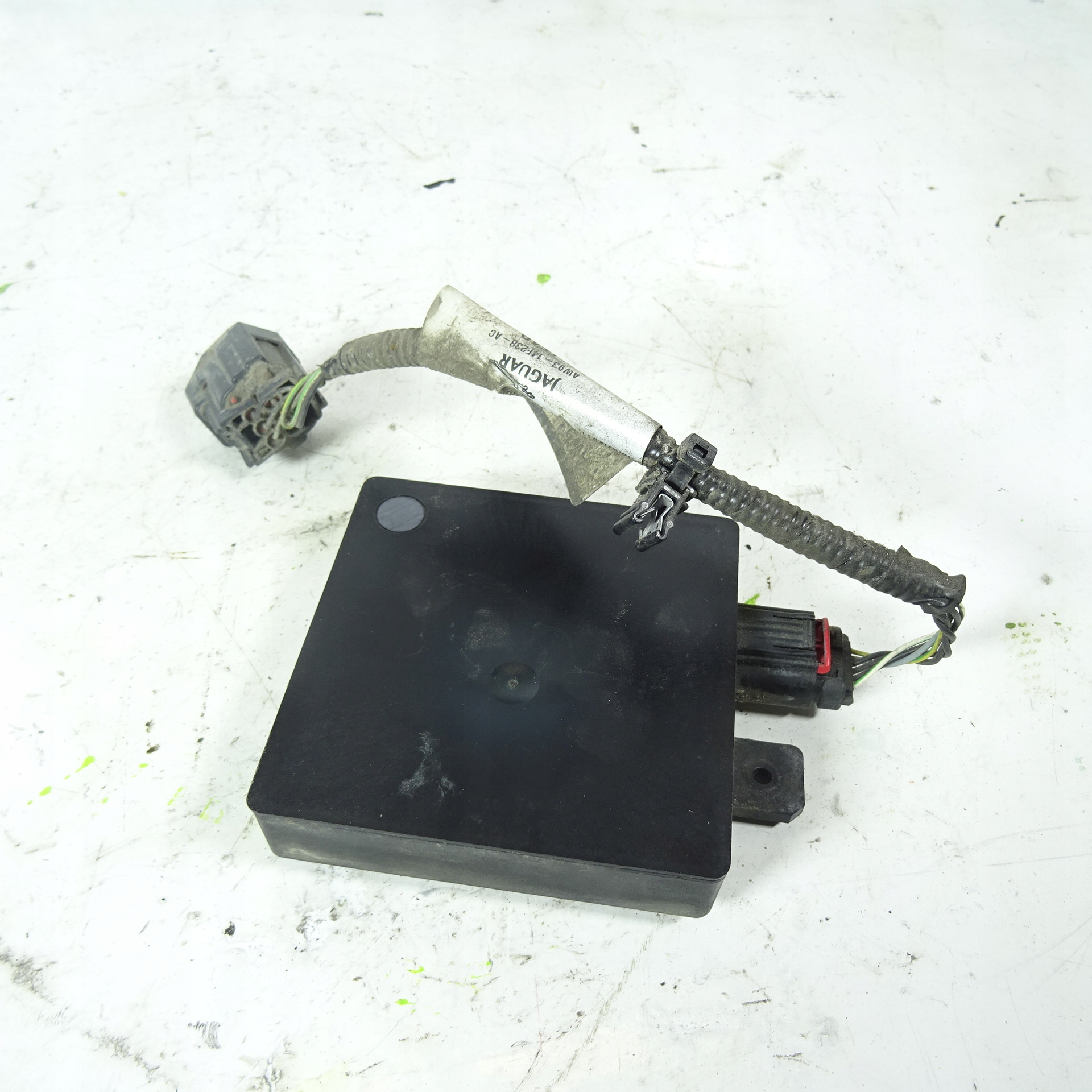JAGUAR XJ sensor MARTWEGO POLA AW93-14D455-AJ