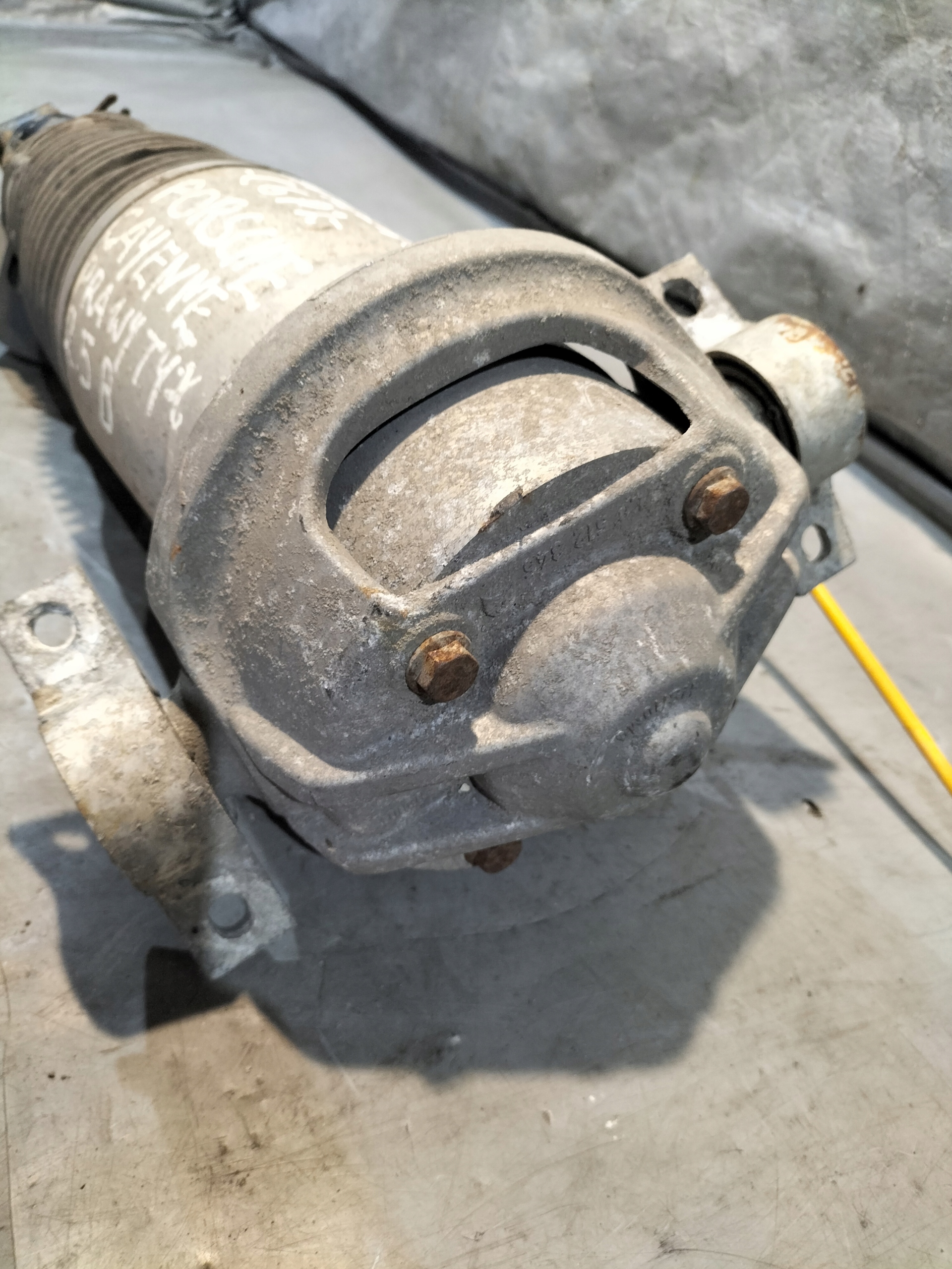 shock absorber right rear part PORSCHE CAYENNE and 7L5512022L