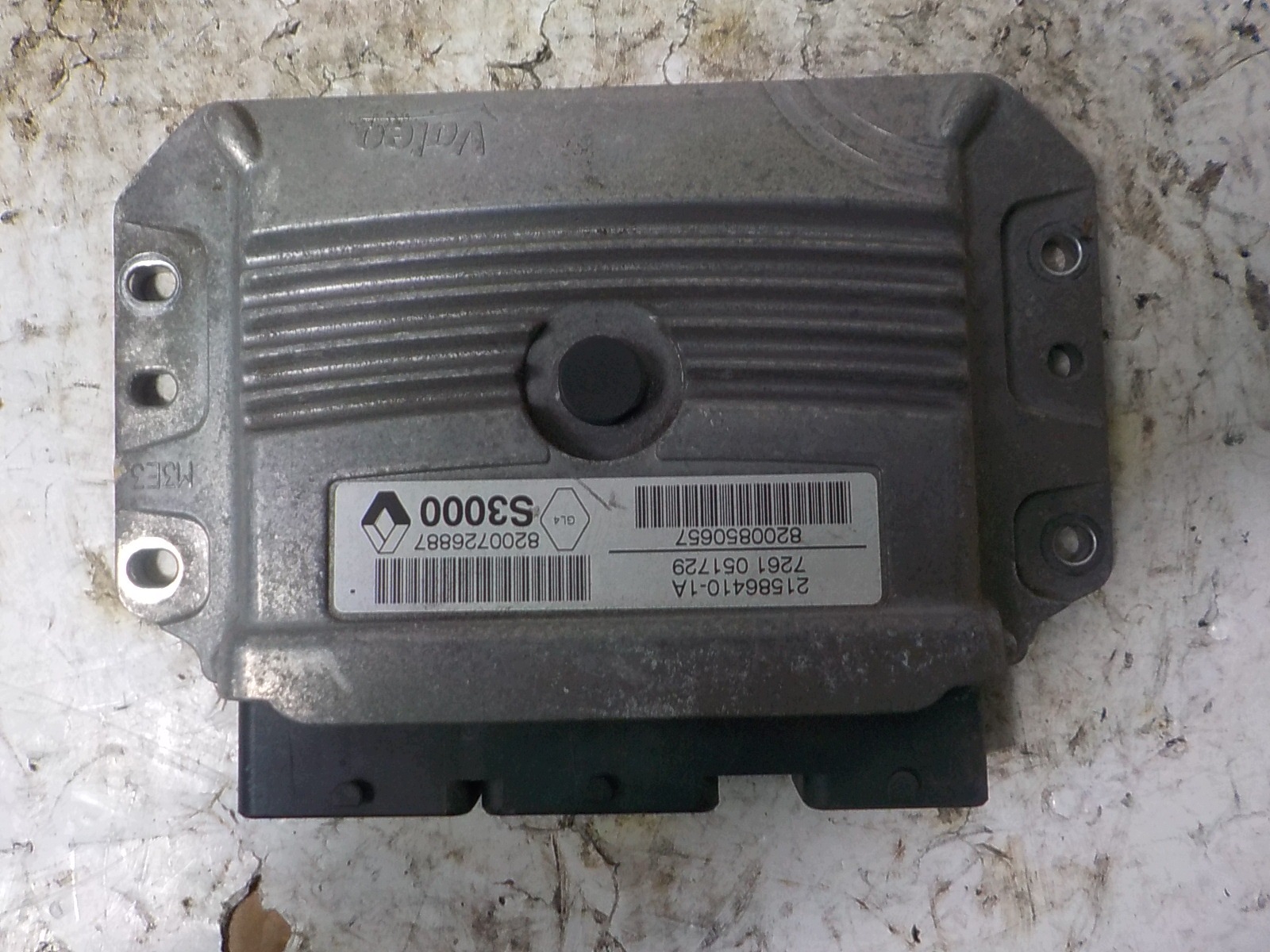 RENAULT LAGUNA III computer control unit 8200726887 8200850657