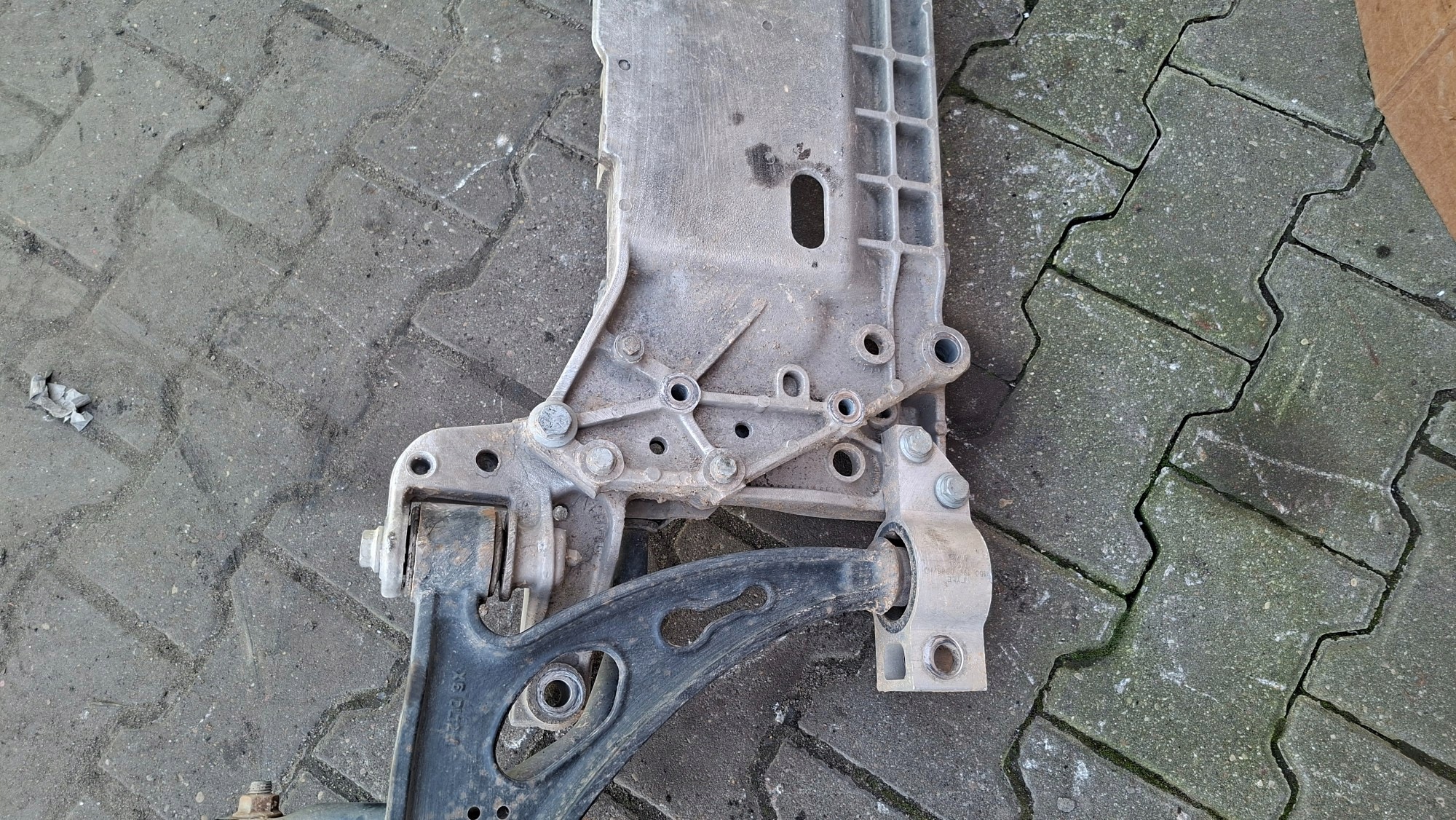 subframe front subframe AUDI A3 8P 2.0TDI