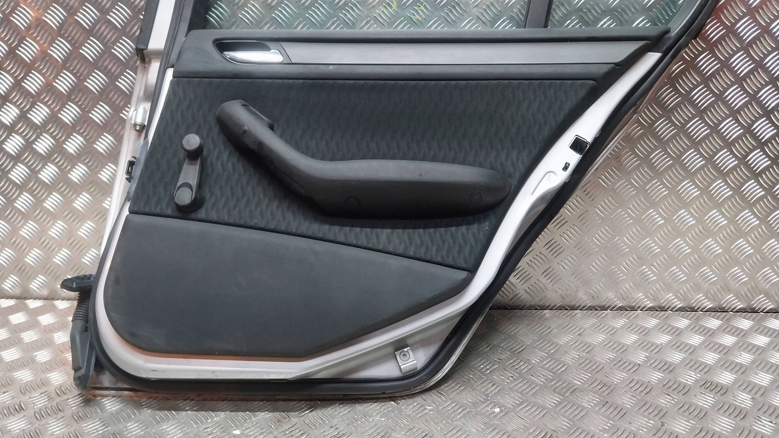door rear part right BMW 3 E46 98