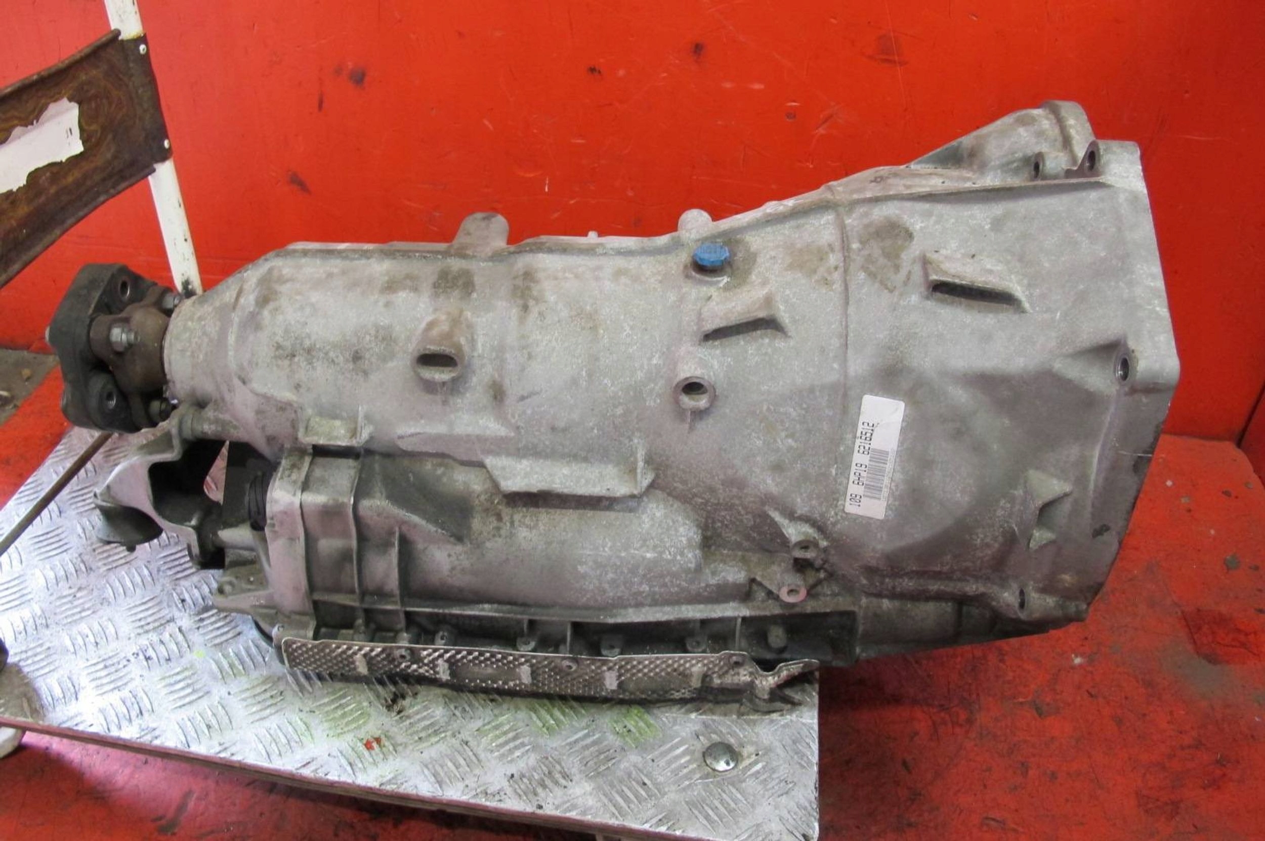 BMW 1 e E87 3.0 e N52B30A CAMBIO AUTOMATYCZNA 7564643 7564645