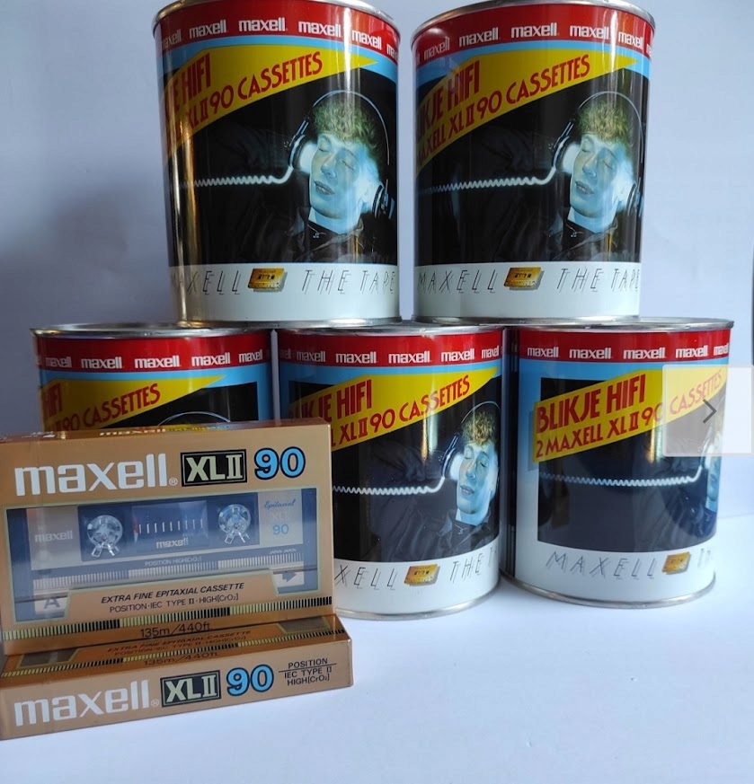 Sběratelská plechovka 2x Maxell XLII 90 (dvě kazety) XLII90 Nos