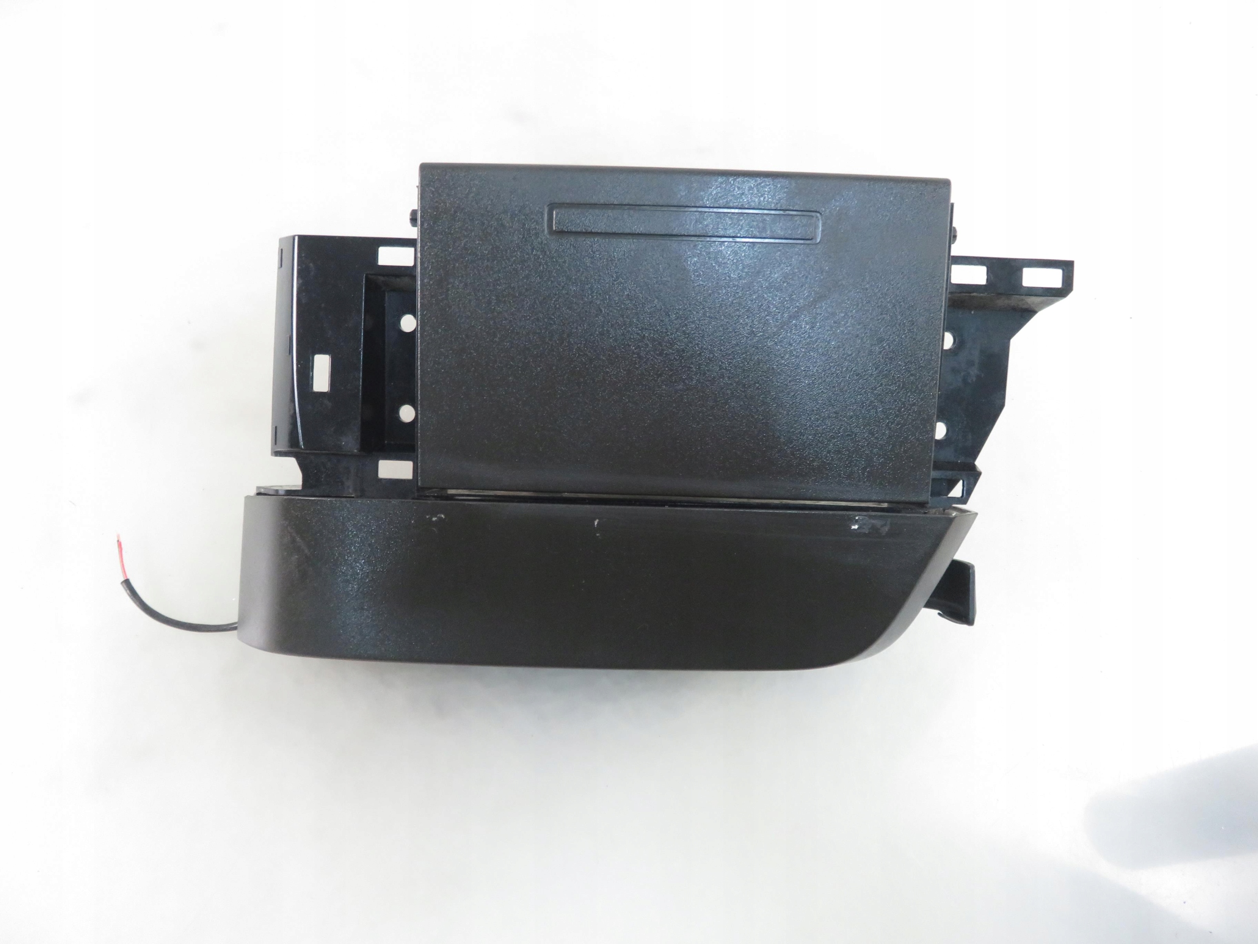 UCHWYT NA NAPOJE VOLVO FH II 82213703