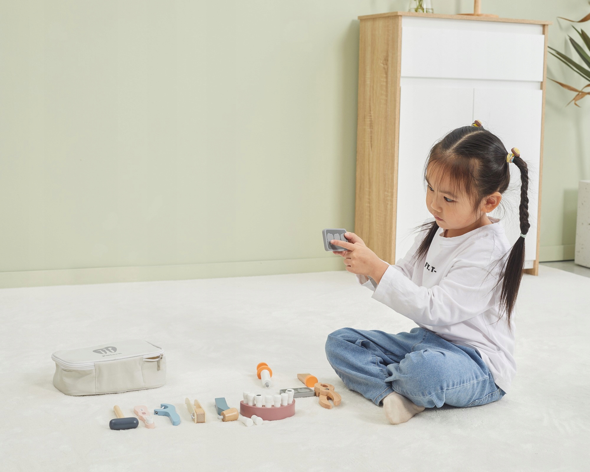 DREWNIANY ZESTAW DENTYSTY TORBA MAŁY DENTYSTA STOMATOLOG LEKARZ VIGA POLARB Płeć chłopcy dziewczynki