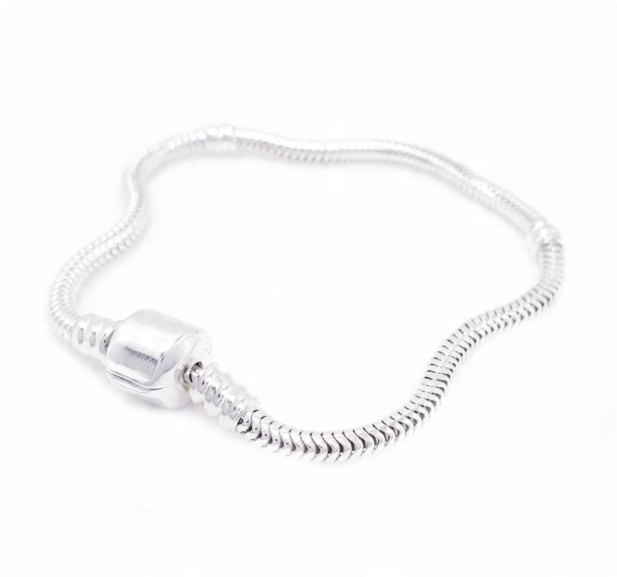 

Bransoletka Srebrna Do Charms Biała Moments 17 cm