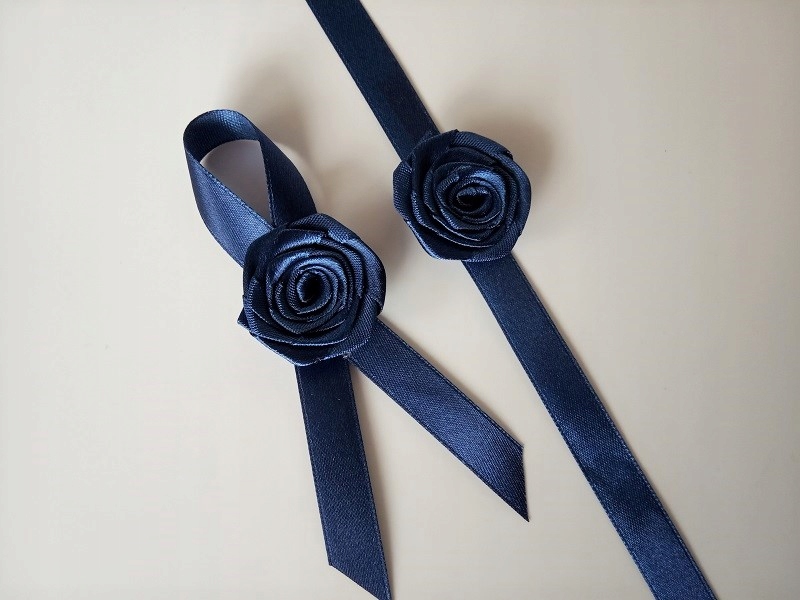 KM19 * Kotylion + przypinka * ślub, studniówka Cechy dodatkowe brak