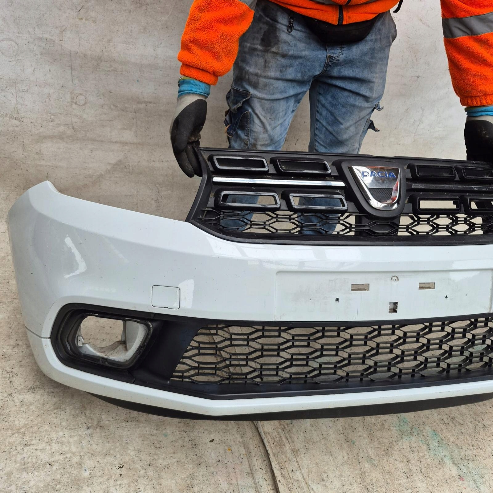 DACIA SANDERO II 2 LIFT 16- bumper front front 620226530R