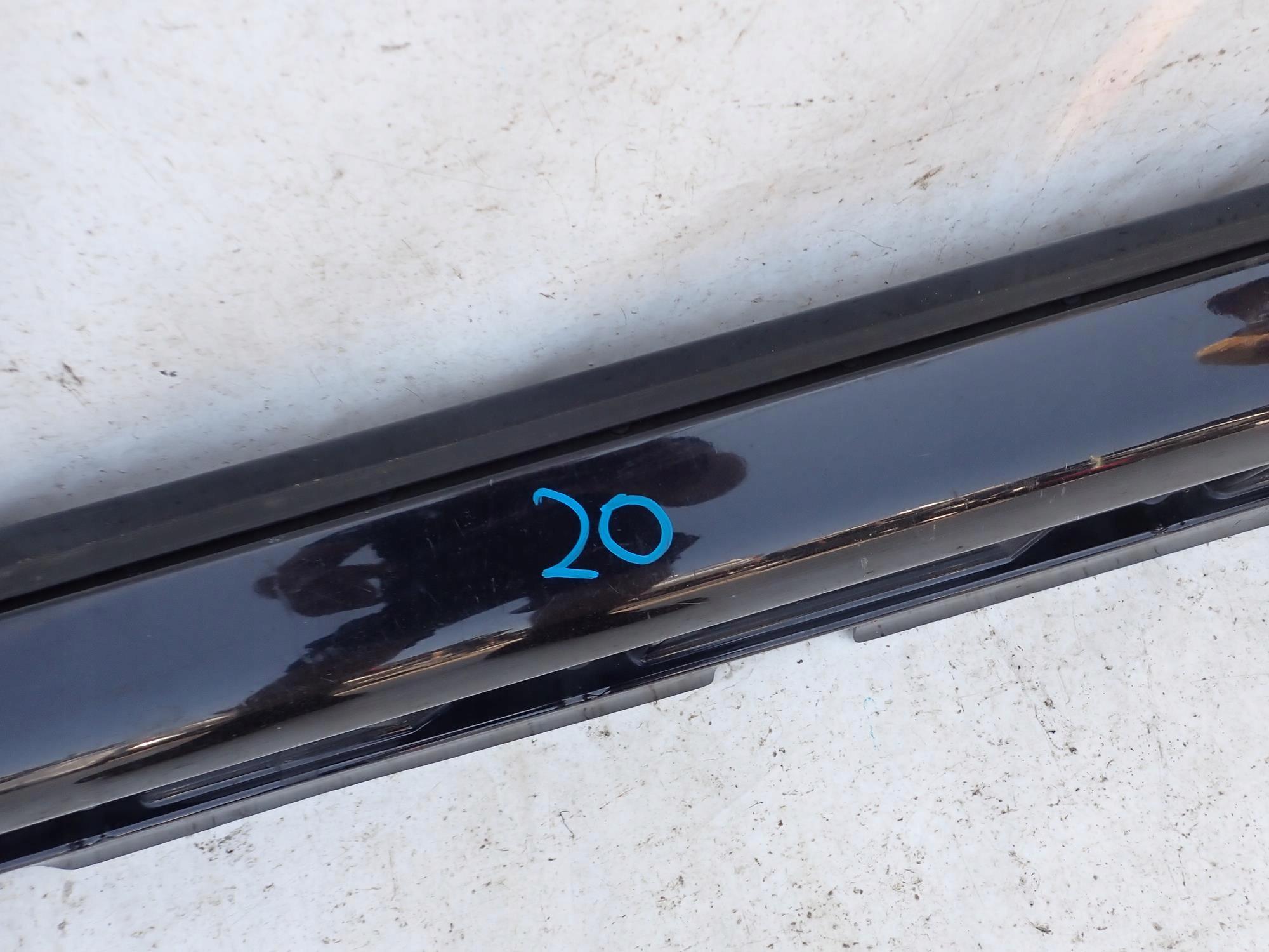 VOLVO V70 II LIFT 05-07 threshold moulding threshold right