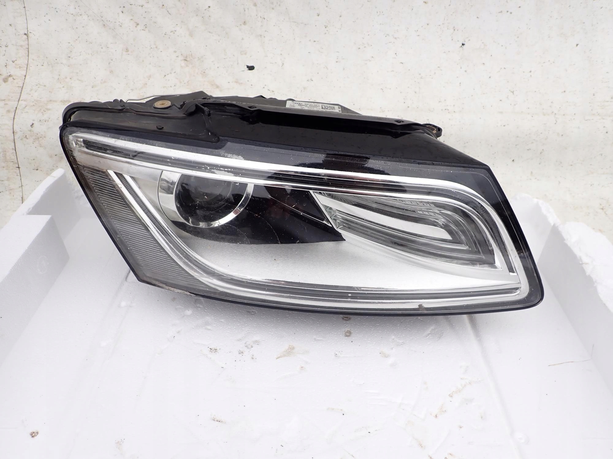 AUDI Q5 and 8R LIFT 12-16 light front front right