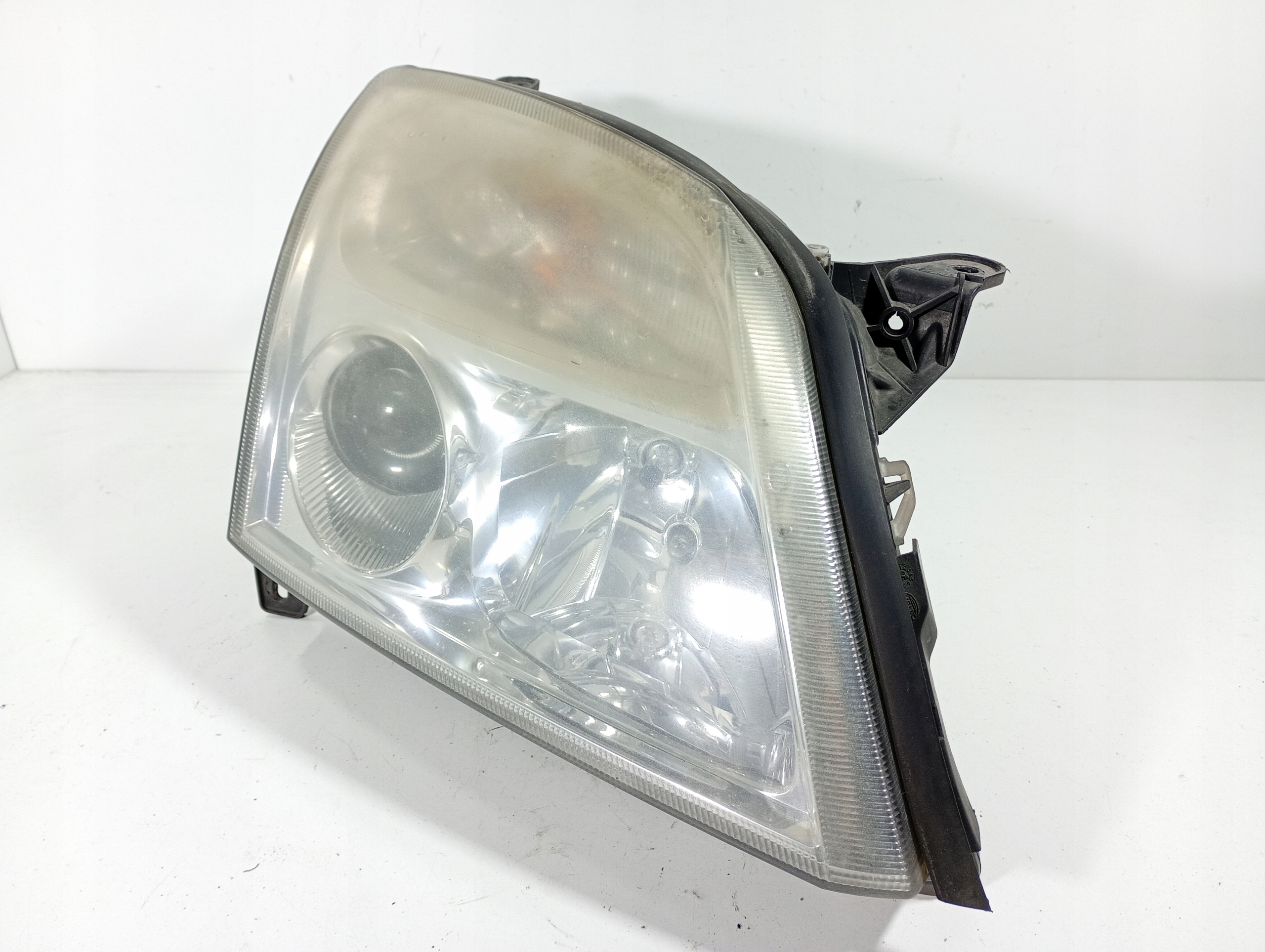Opel Vectra C sedan 02-08 REFLEKTOR right front front OE 09185783
