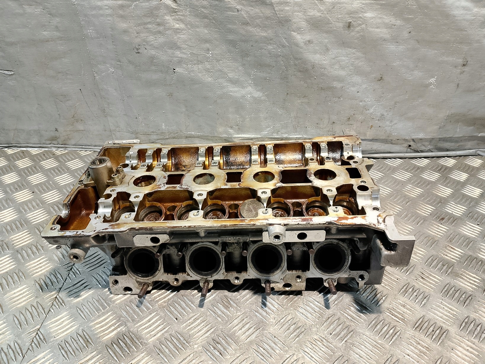 TESTATA Motore AUDI A4 B6 2.0 B 130KM 06B103373 AA R0422700C