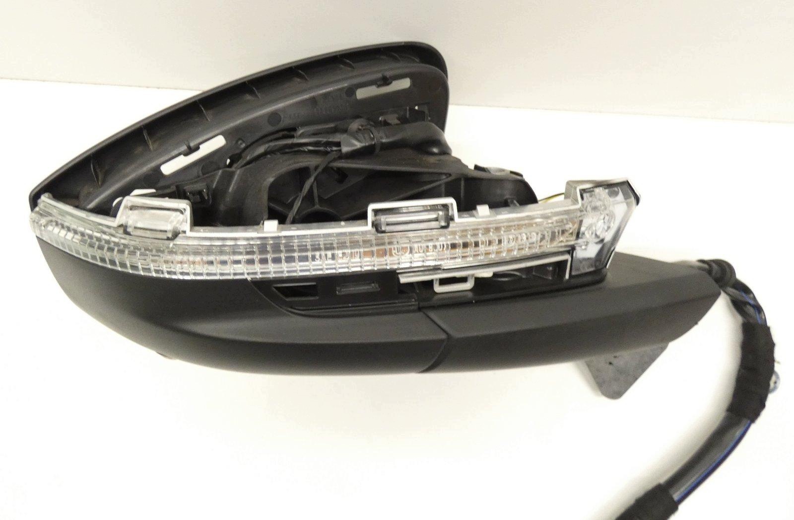 AUDI Q4 E-TRON 89B857410D 15 vertical + 4 PINY 2021- mirror exterior right