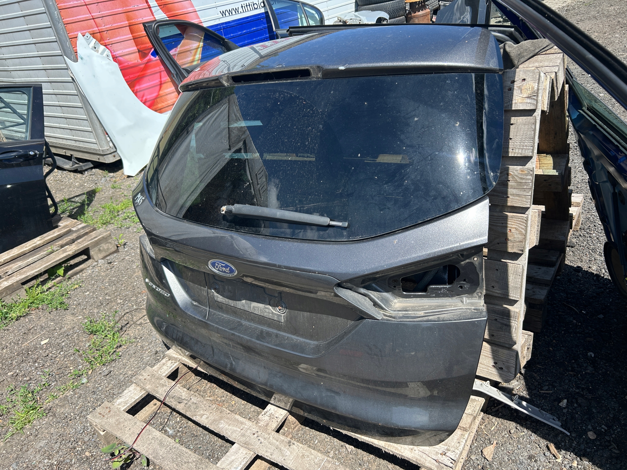 FORD MONDEO MK5 KOMBI boot doors ND