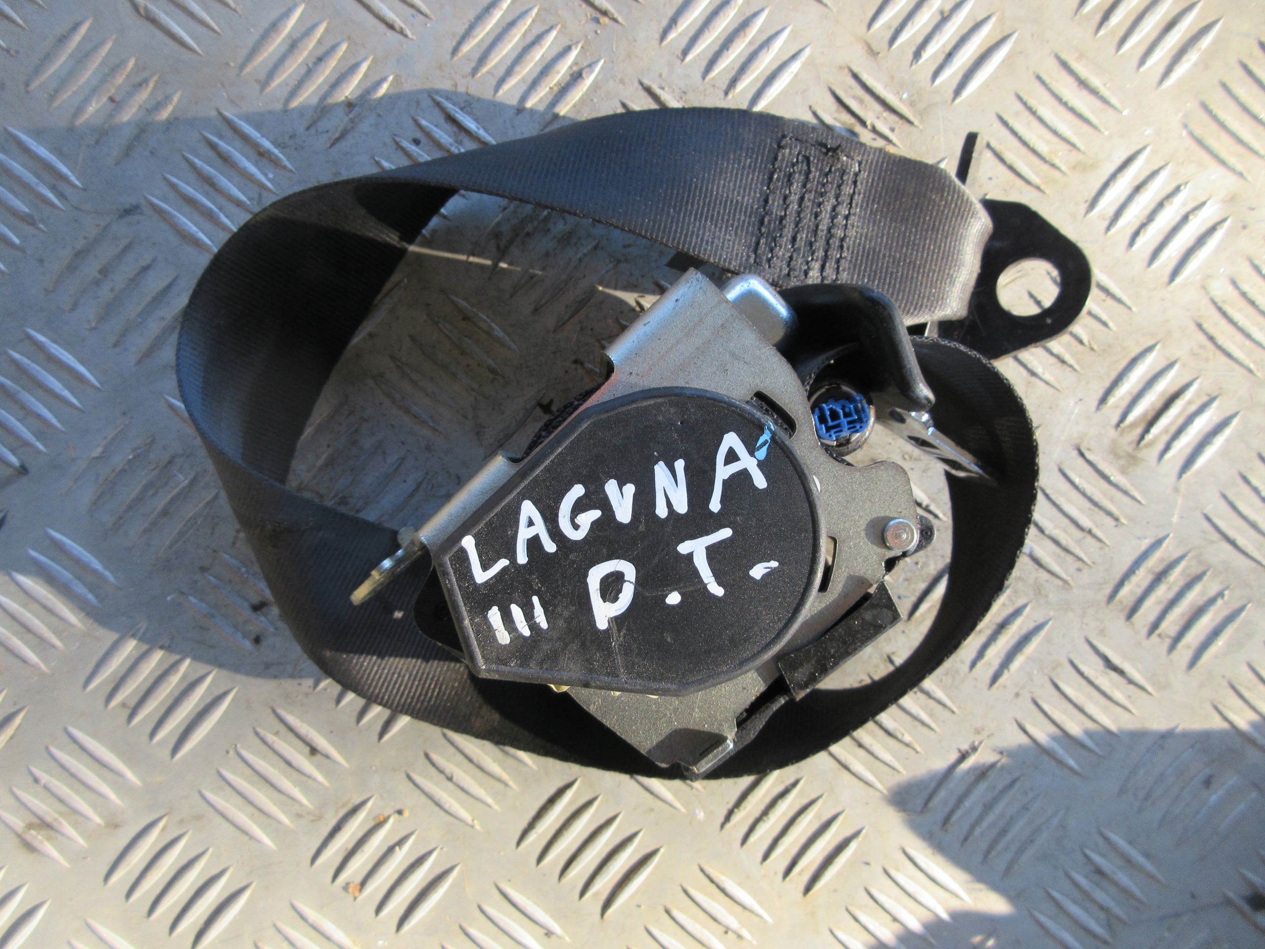 РЕМІНЬ БЕЗПЕКИ ПРАВИЙ ЗАДНІЙ RENAULT LAGUNA III HB