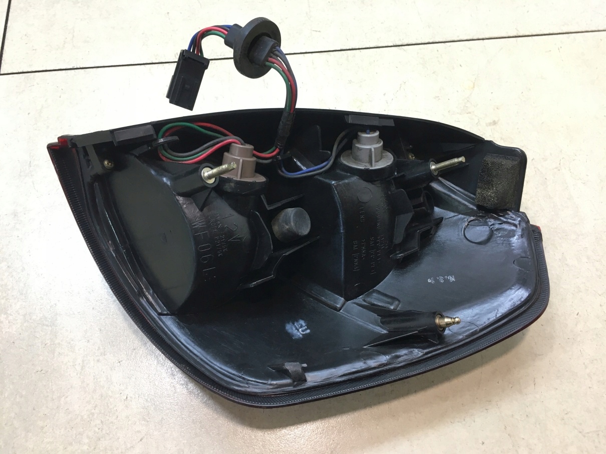 light left rear part SUBARU LEGACY III KOMBI