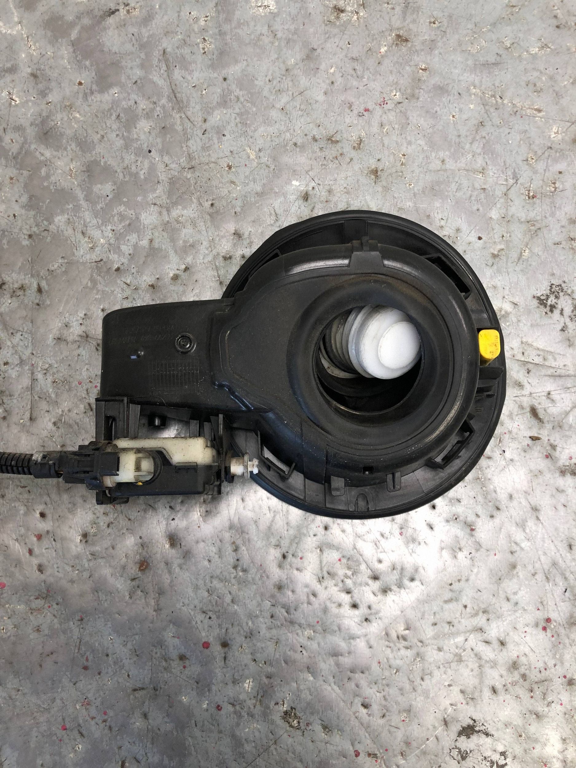Tankklappe OPEL ASTRA J Z20R 13281392