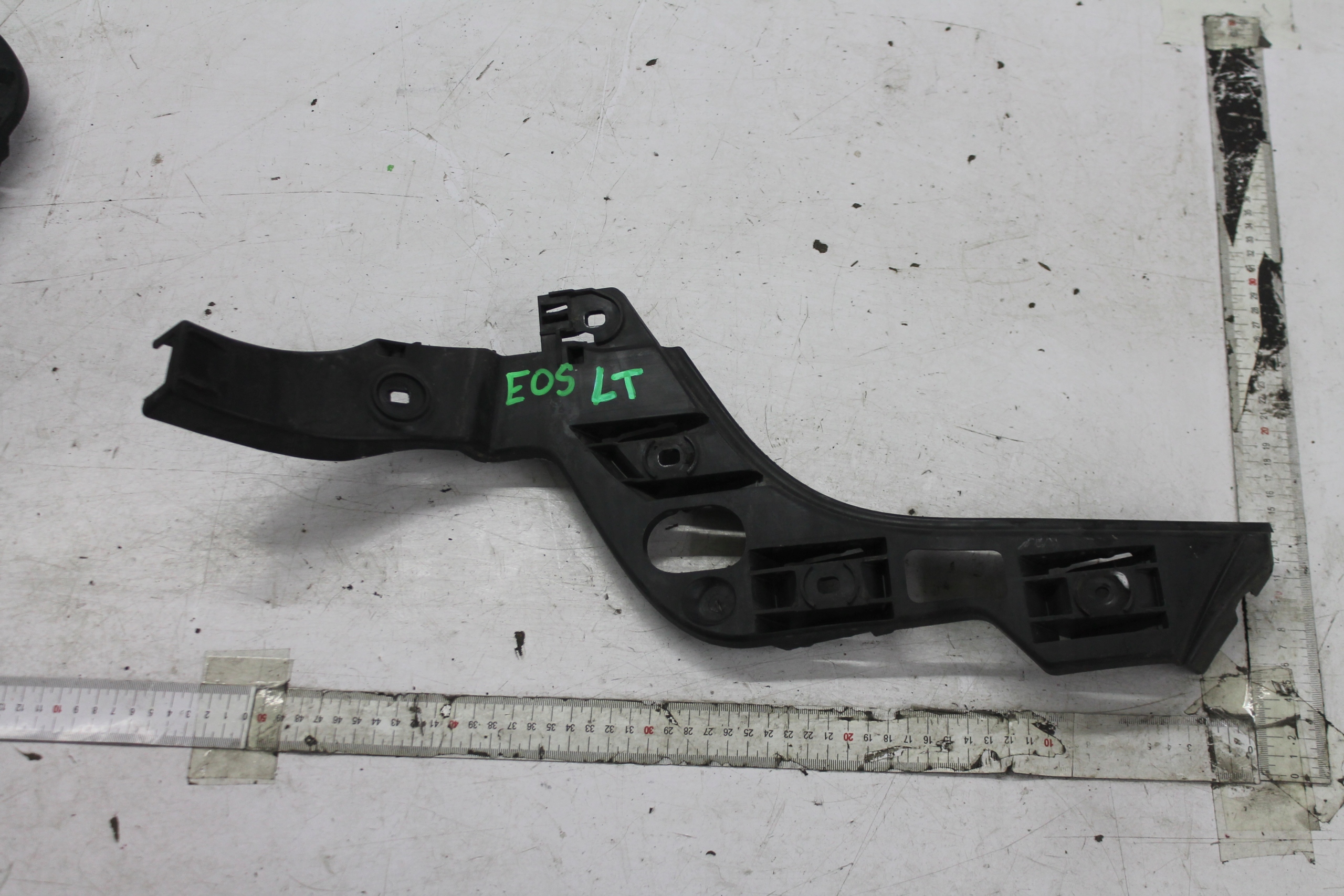 SUPPORT GAUCHE ARRIÈRE 1Q0807393 VW EOS 05-10
