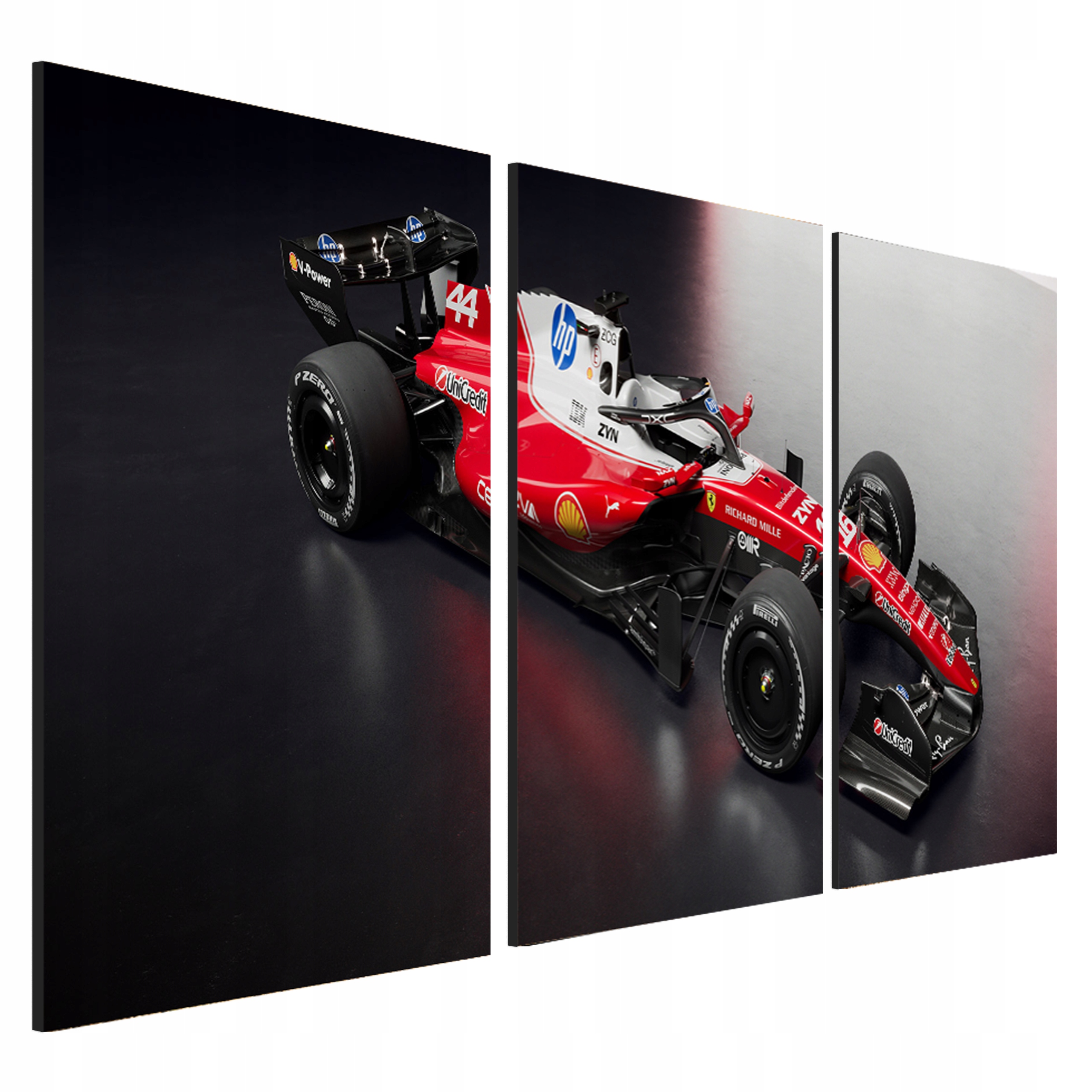 Obraz Tryptyk bolid Lewisa Hamiltona Ferrari ultralekki 100x210 cm
