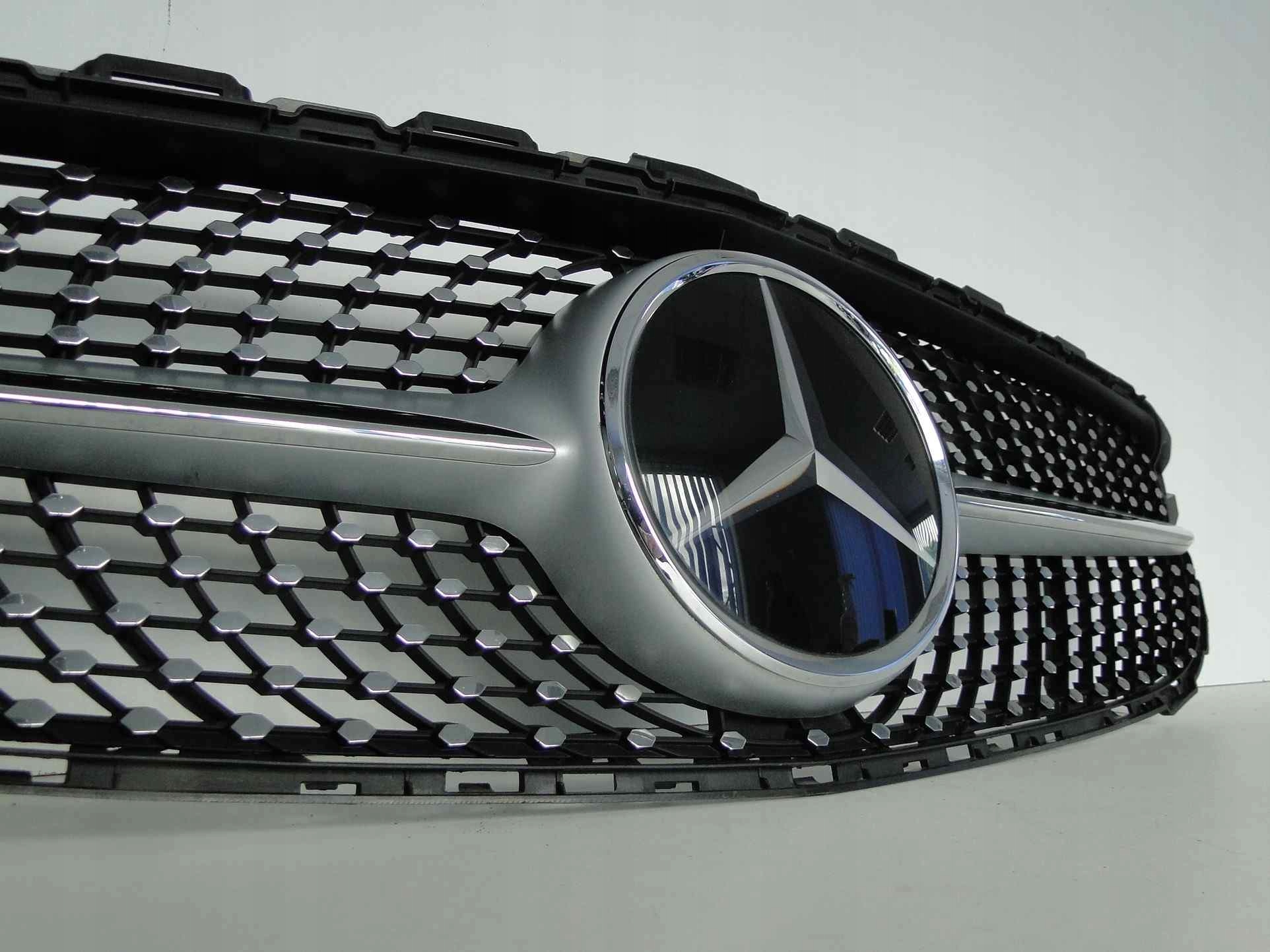 MERCEDES C W205 205 GRILL ATRAPA AMG DIAMENT RADAR Producent części Mercedes-Benz OE