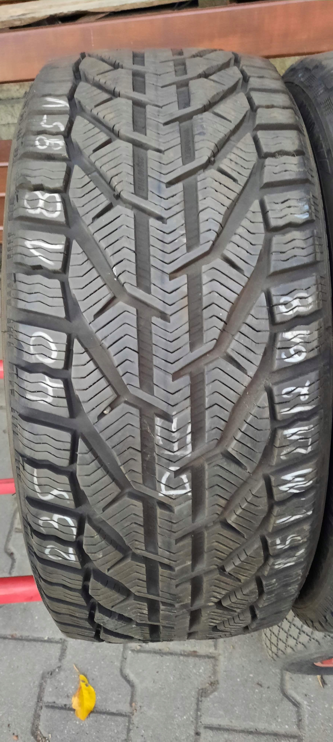 2 OPONY 235/40R18 SEBRING FORMULA SNOW WARSZAWA Sezon zimowe