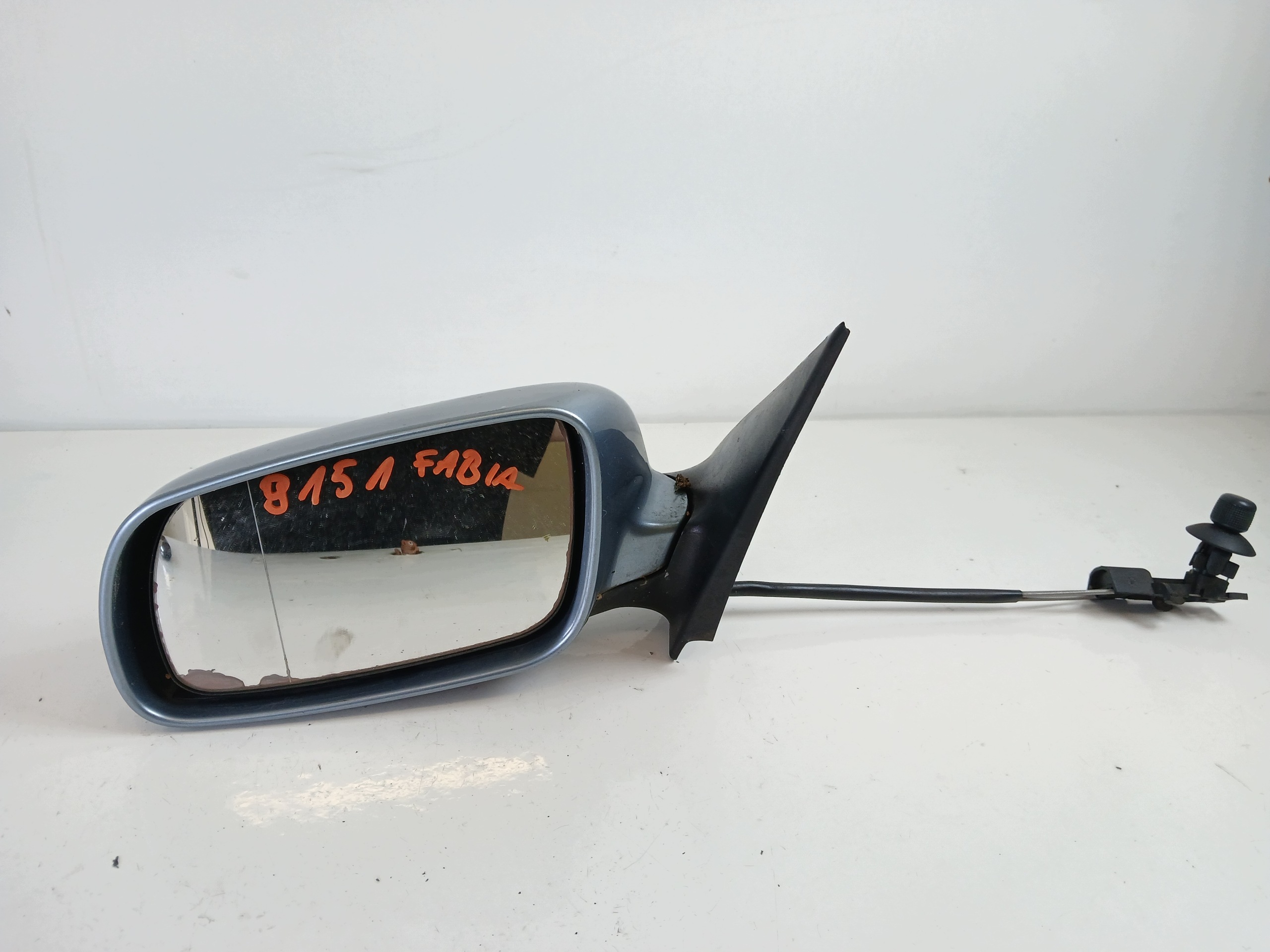 SKODA FABIA and mirror left manually 9151