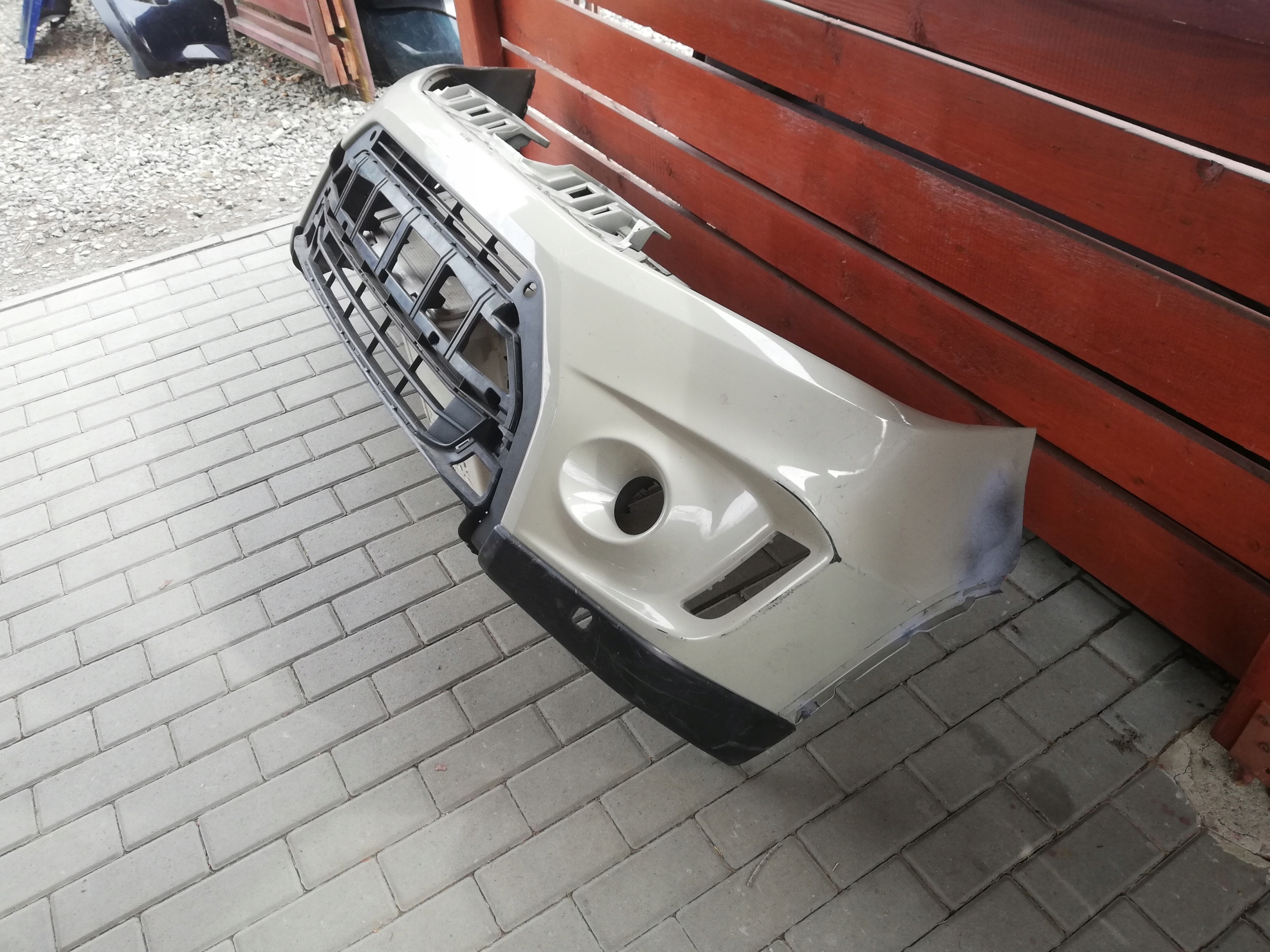 ZDERZAK PRZÓD SUZUKI VITARA Numer katalogowy części 7171186R