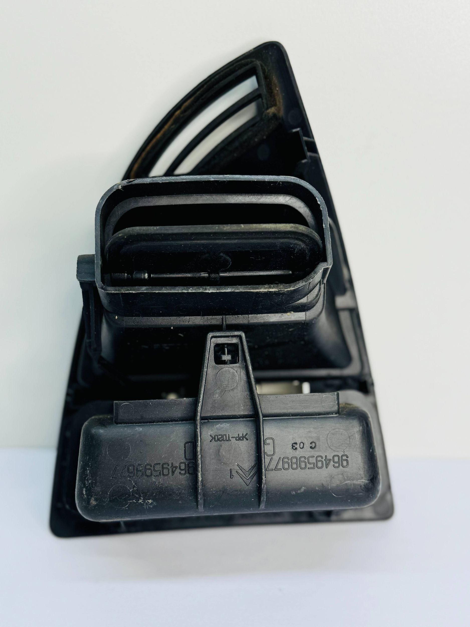 grid air conditioning devices right front CITROEN C4 1.6 9649598677
