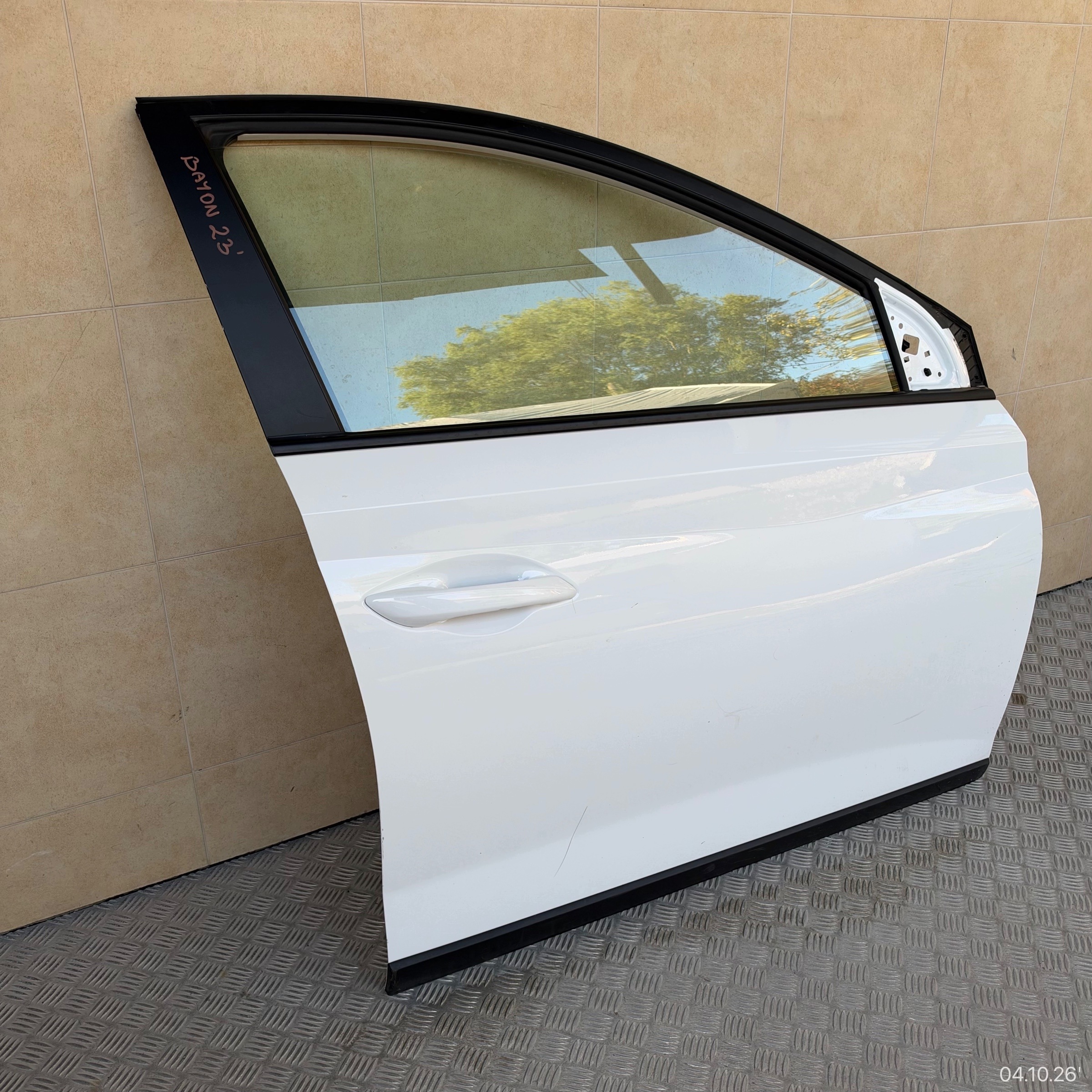 door complete front right HYUNDAI BAYON 2023 year