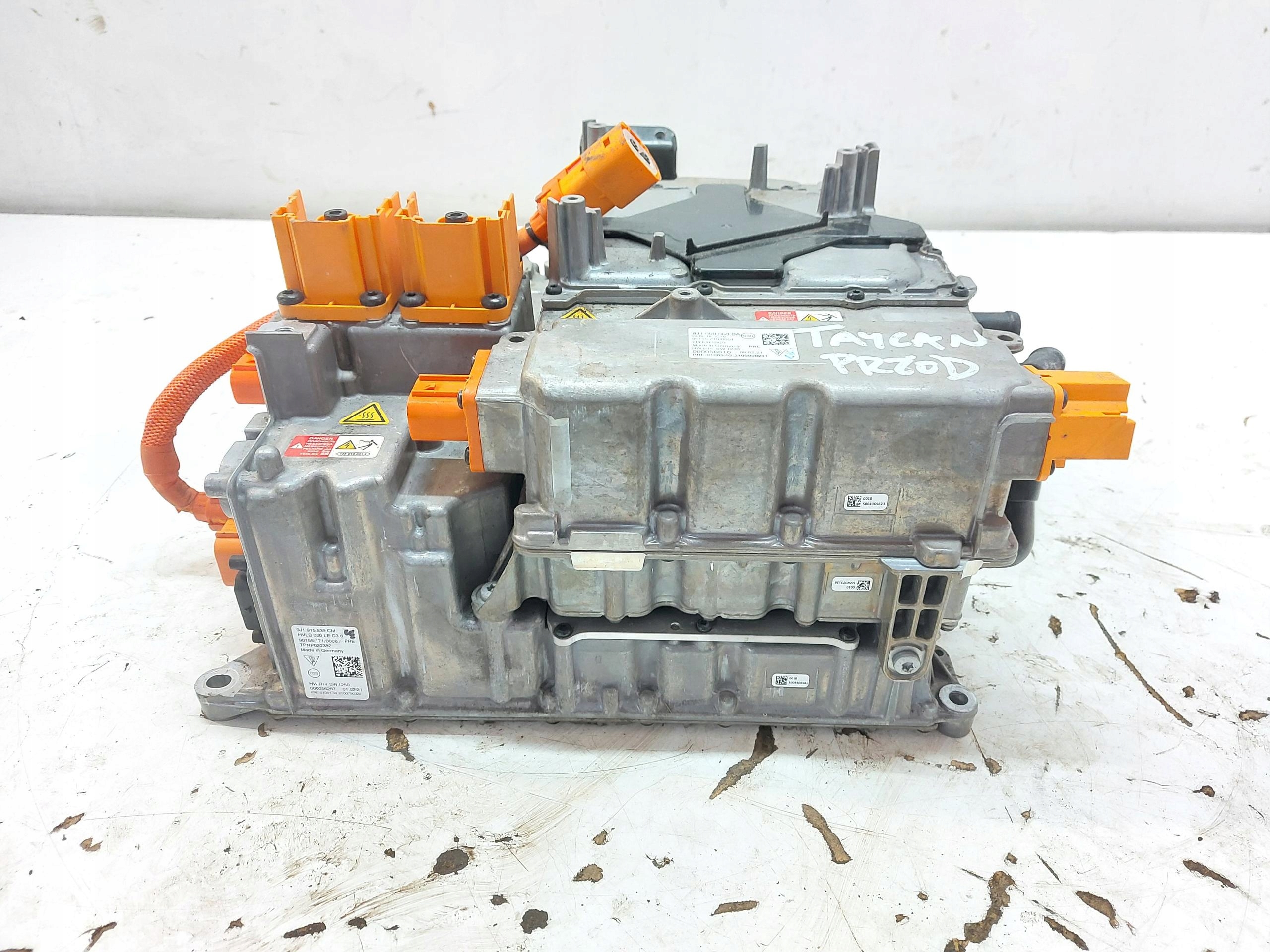 Porsche Taycan 4S 9J1 2021r KONWERTER control unit 9J1959663BA
