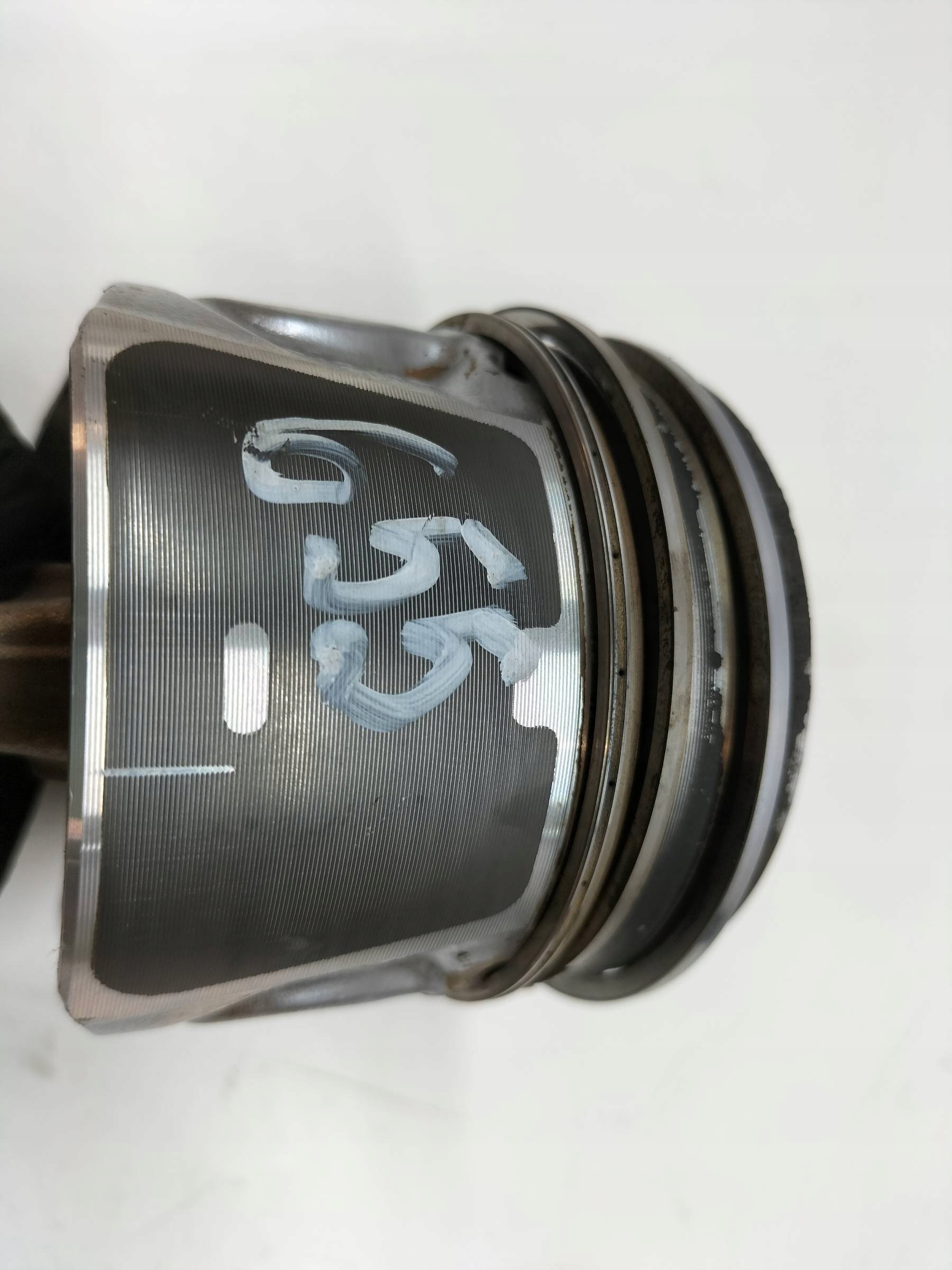 piston connecting rod 1.4 TDCI Ford Fiesta Mk7 (2008-2016)