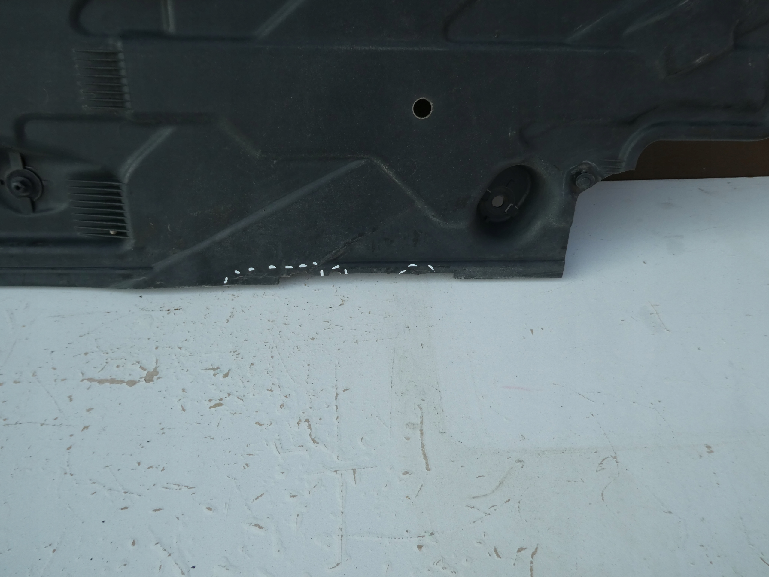 MERCEDES X204 GLK cover chassis