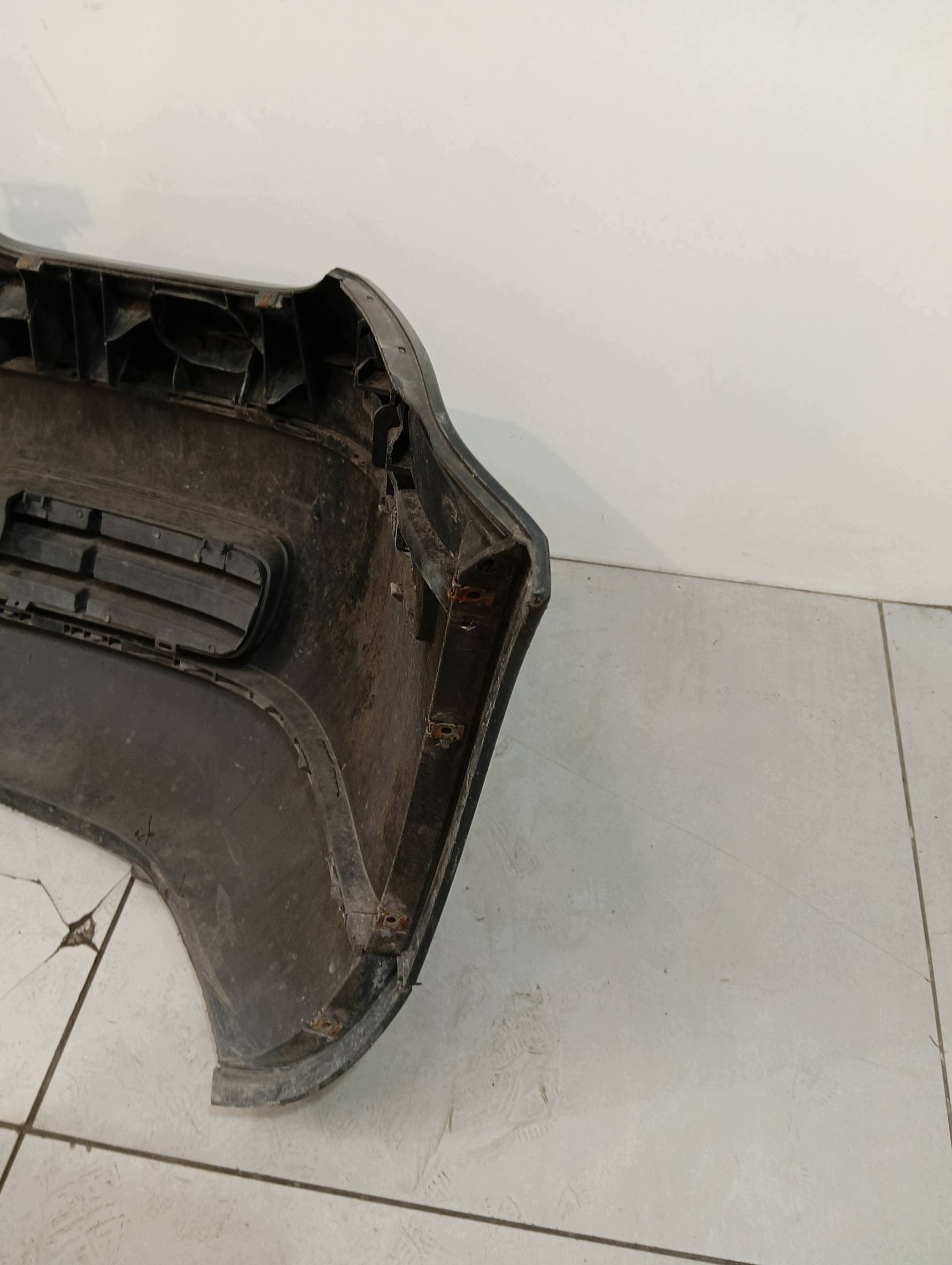 stoßstange vorne schwarzer VW Volkswagen Golf IV (1997-2004)