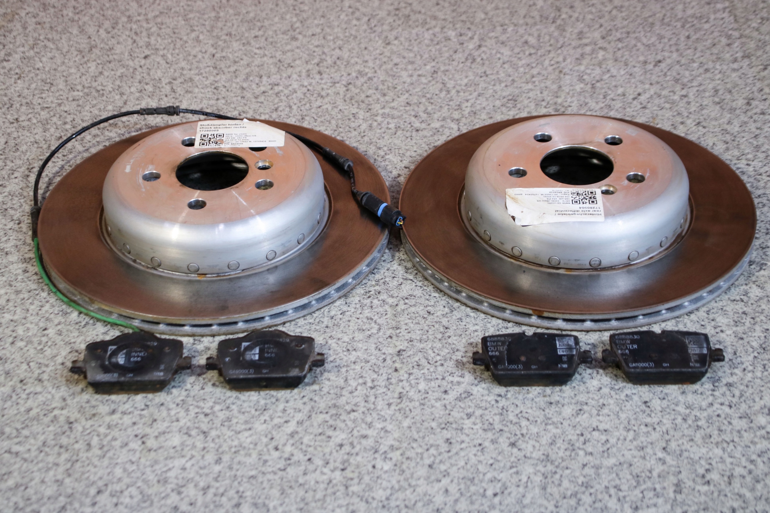 BMW G20 330i discs plates rear part 330x20 9 km !!!