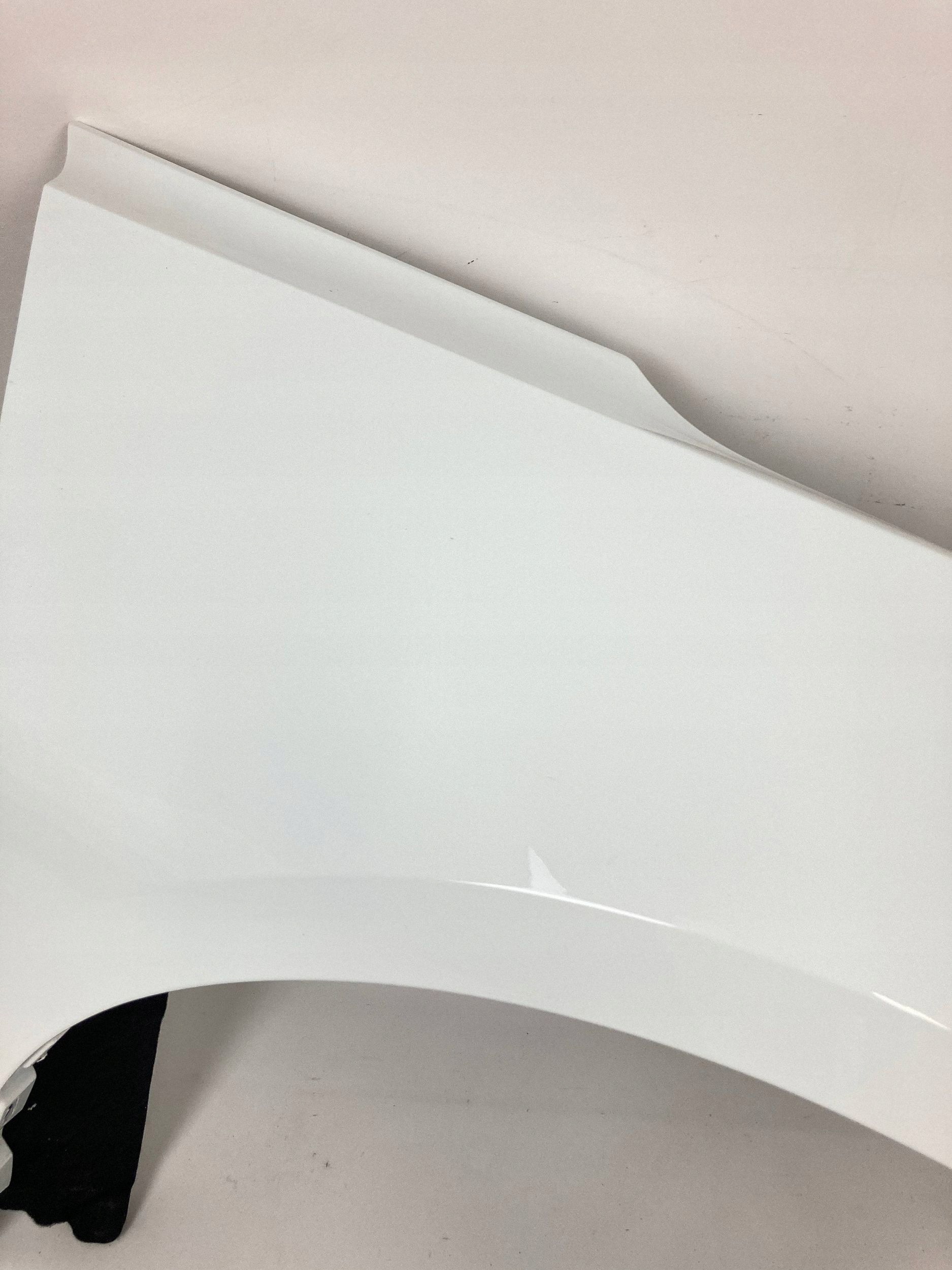 Chevrolet Corvette C8 Stingray Z51 fender front right 2020-2026 OEM