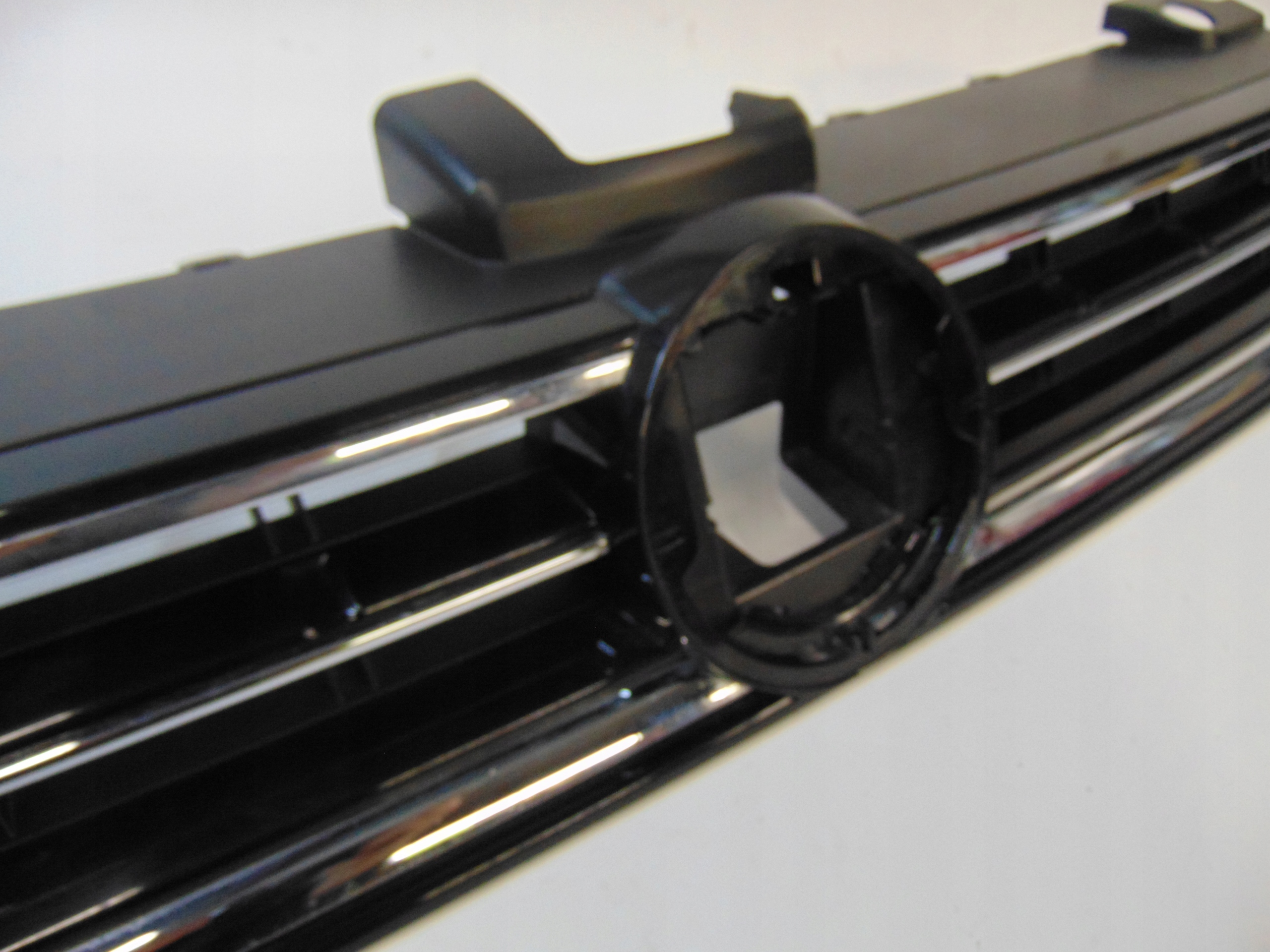 VW Golf Sportsvan Kühlergrill FRONTGRILL Kühlergitter 510853653H - Thumbnail 9