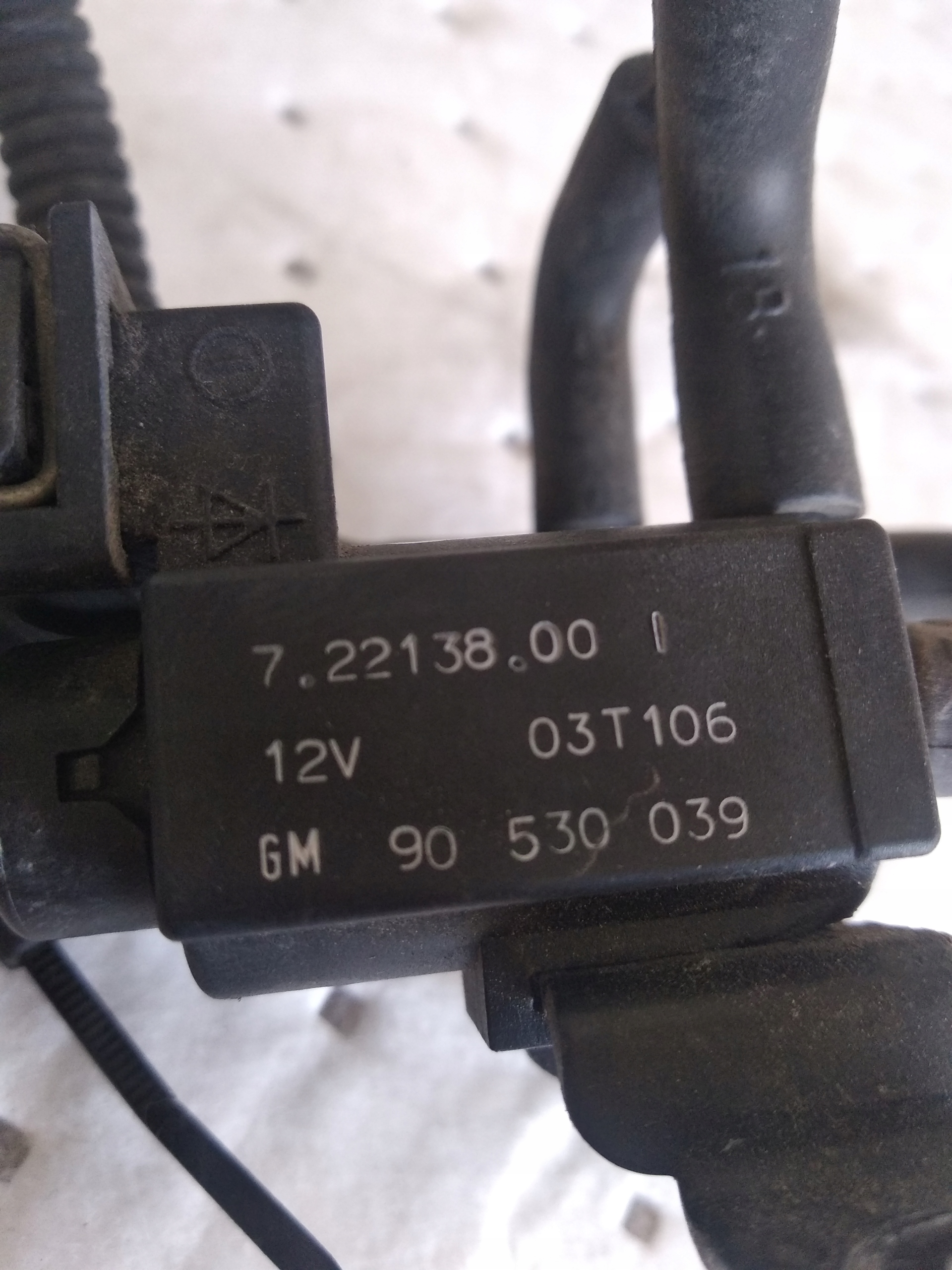 клапан давления 90530039 opel Astra VECTRA 2.2