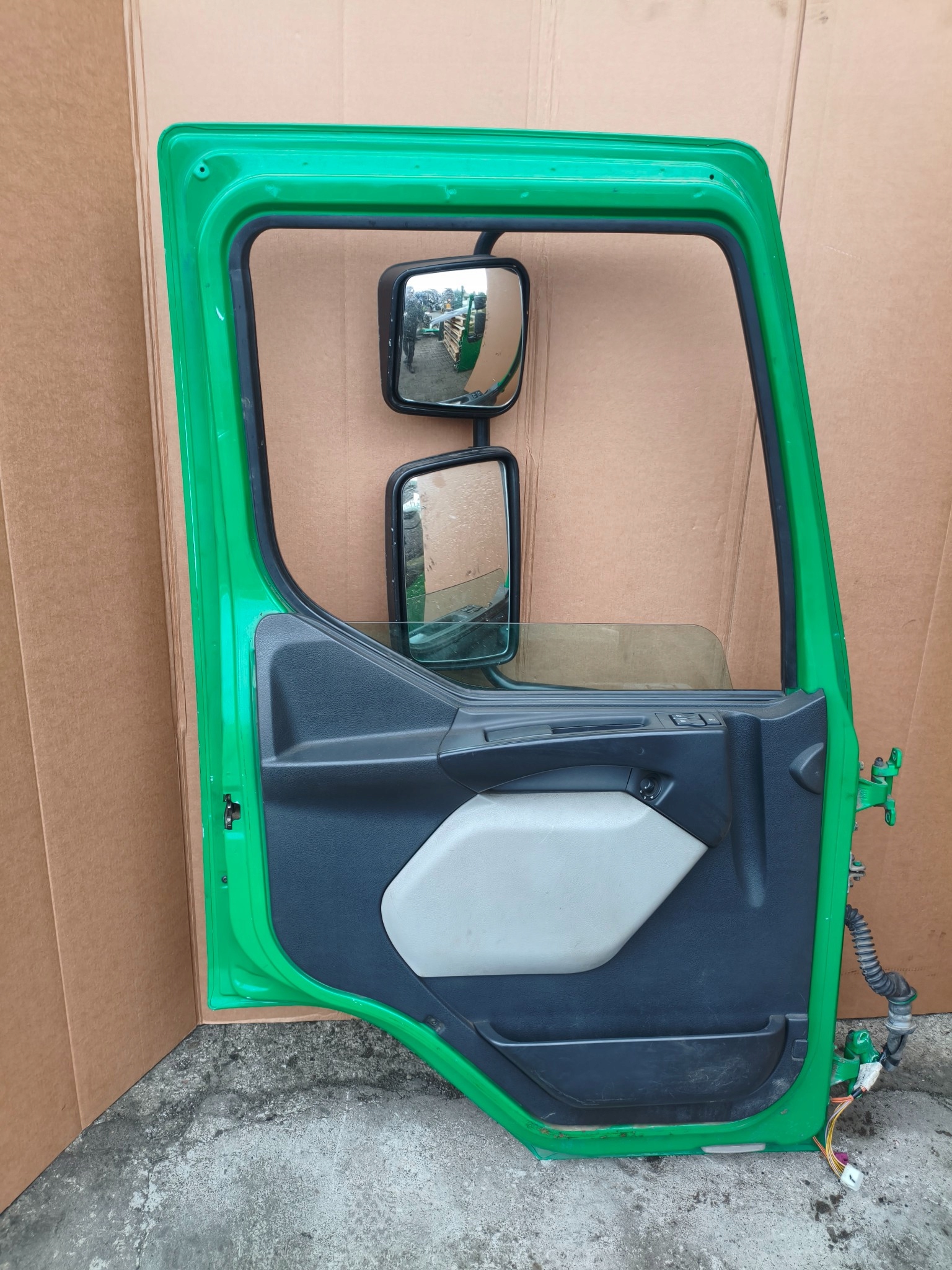 dvere Ľavé VOLVO FE