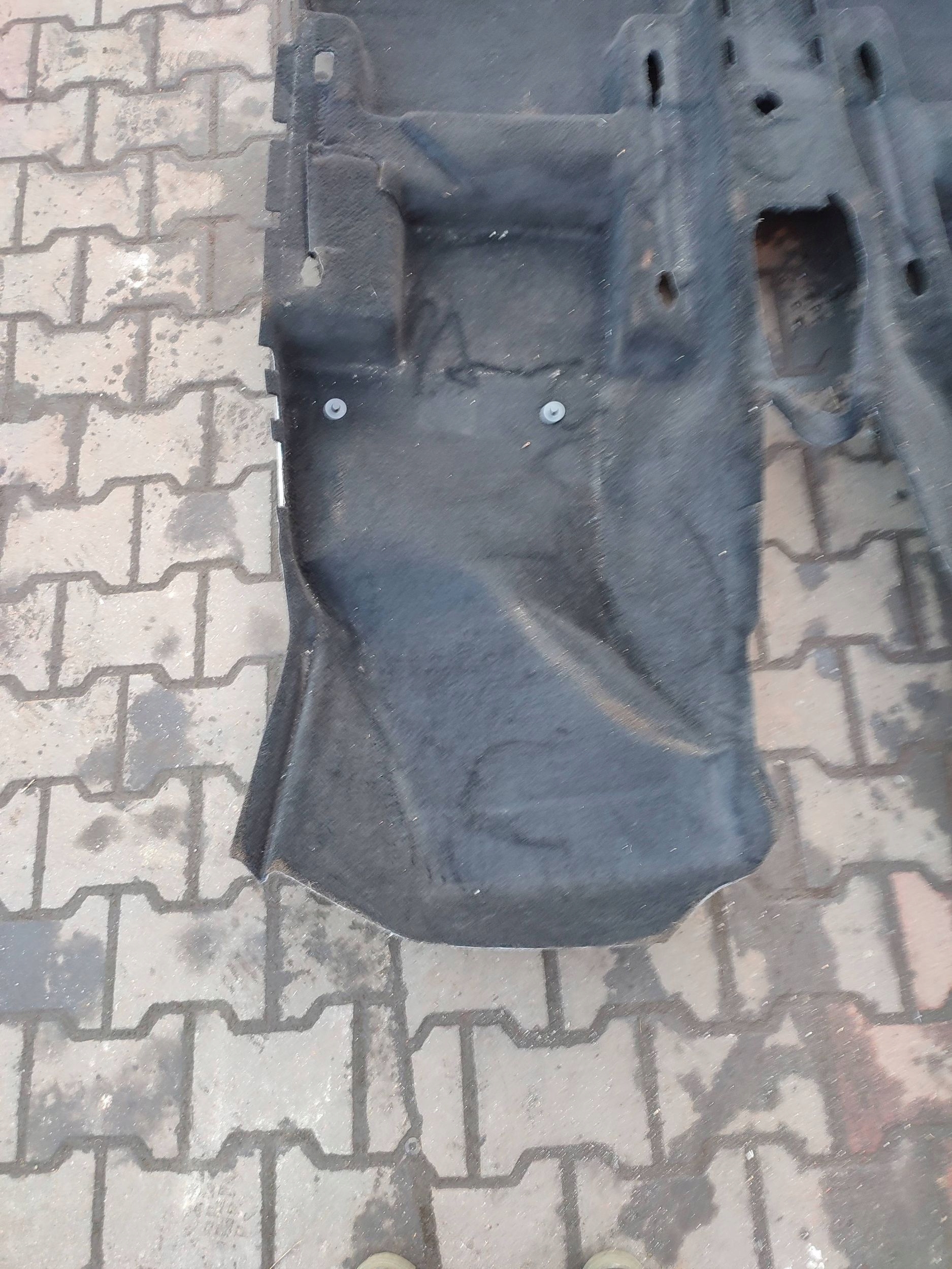 Volkswagen Touran III 2020 mats