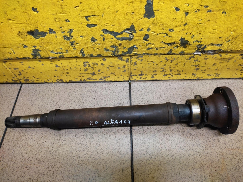ALFA ROMEO 147 1.6 Semiasse Destra Anteriore