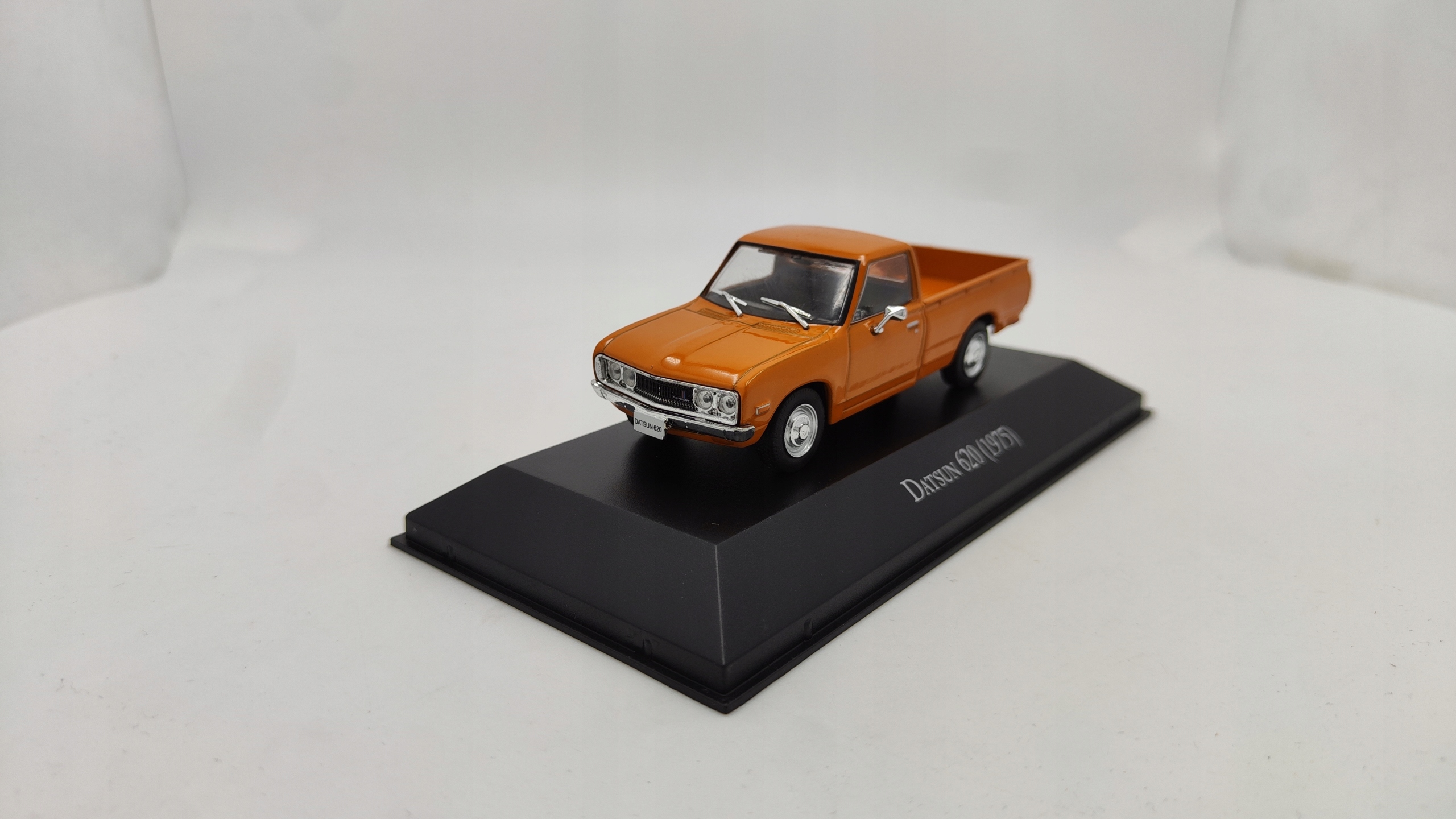 Datsun 620 1975 1:43 DeAgostini GM32
