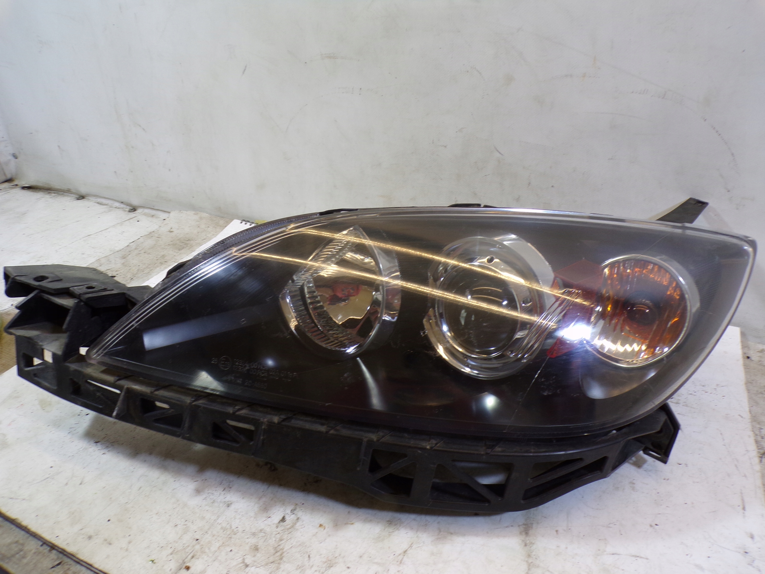 light left front front MAZDA 3 BK (3)