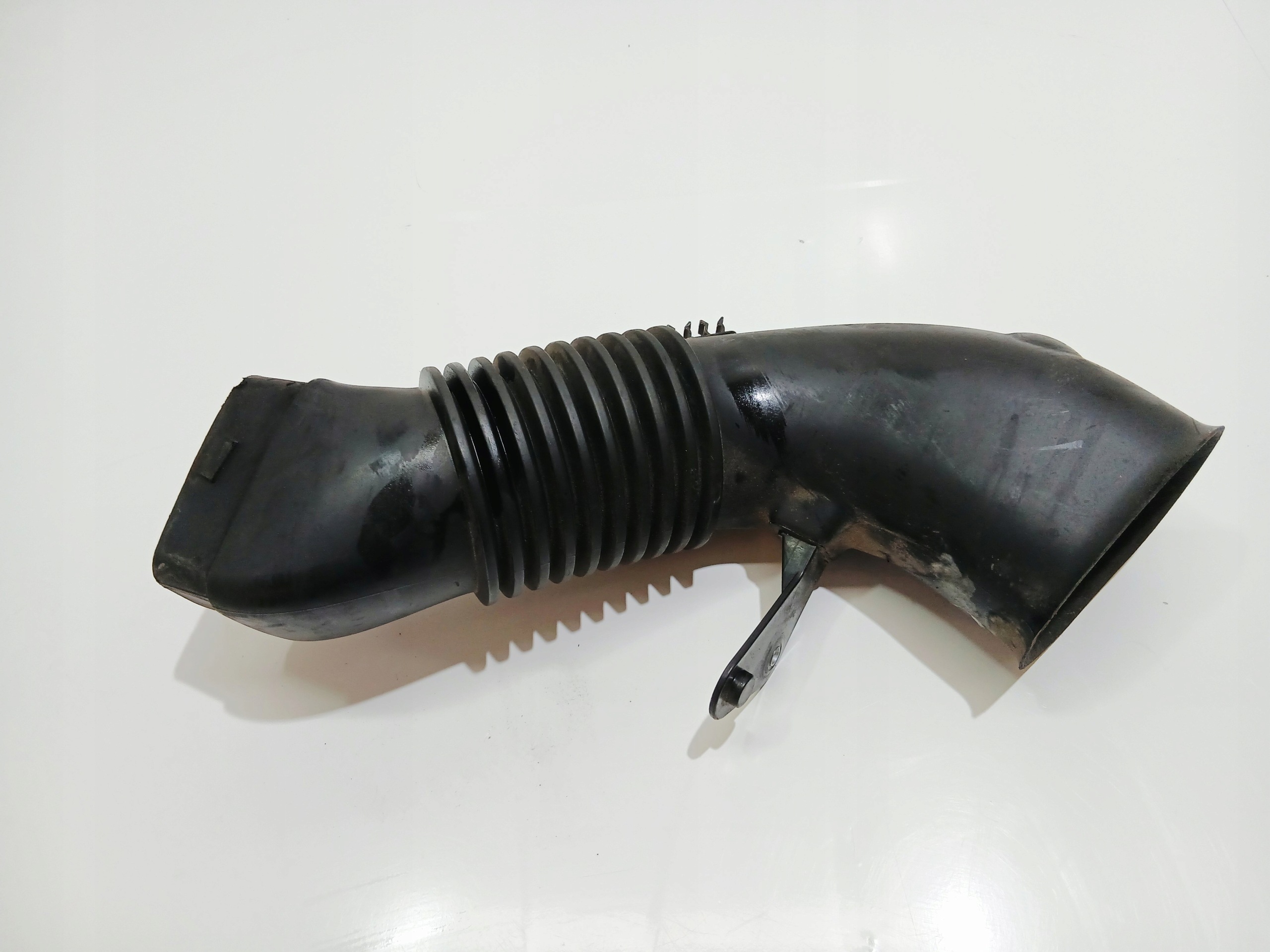 pipe intake air BMW E60 E61 306D3 3.0D 7790056 (0000147)