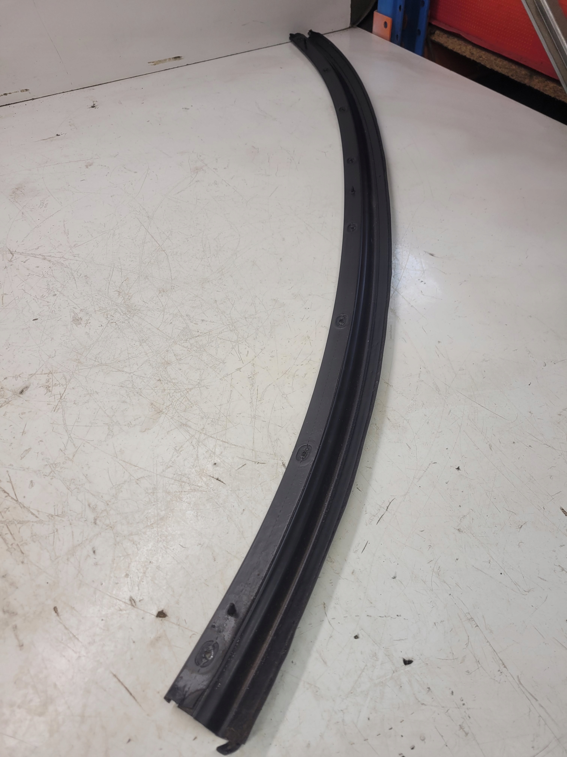 moulding upper windows P AUDI A3 8P CABRIO 8P7845389A
