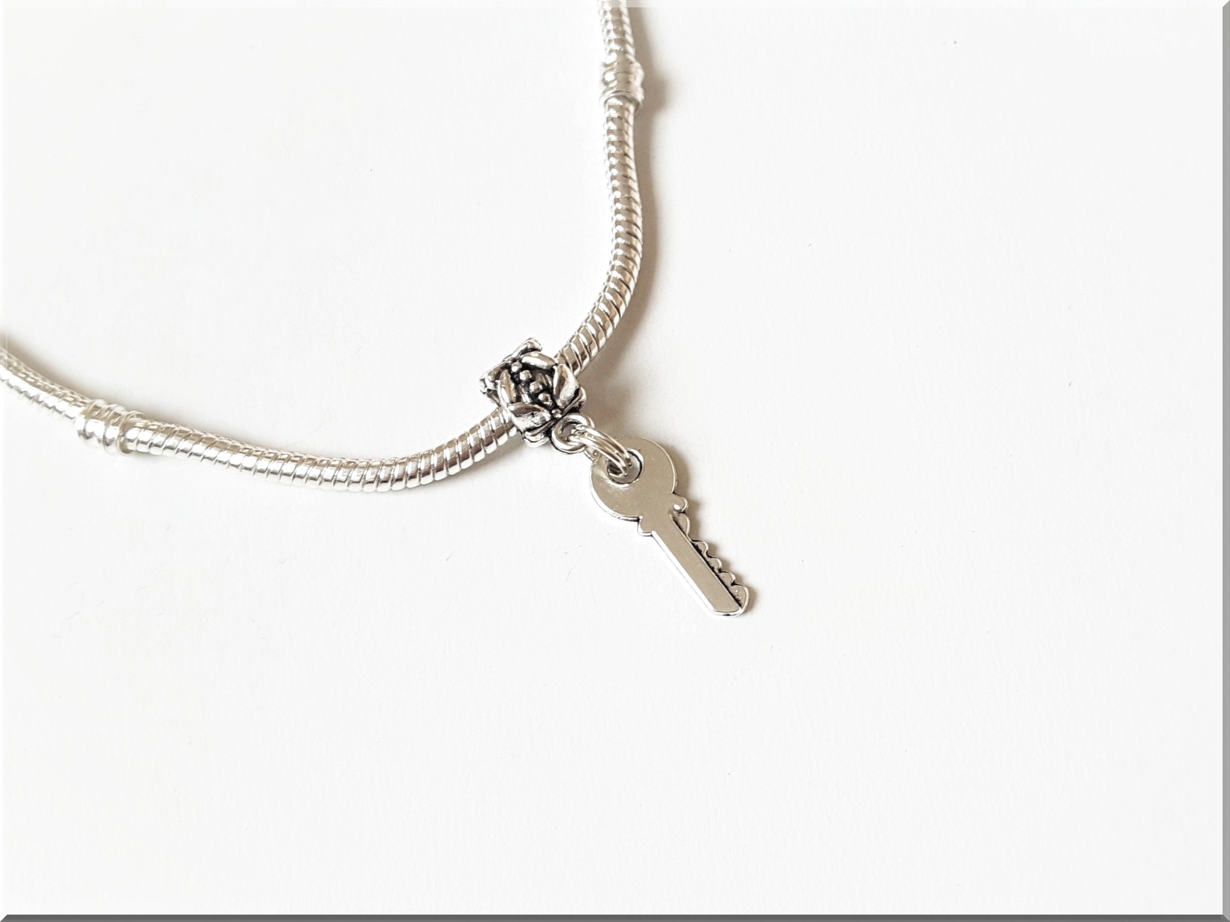 

Metalowa Modułowa Zawieszka Charms Kluczyk 017
