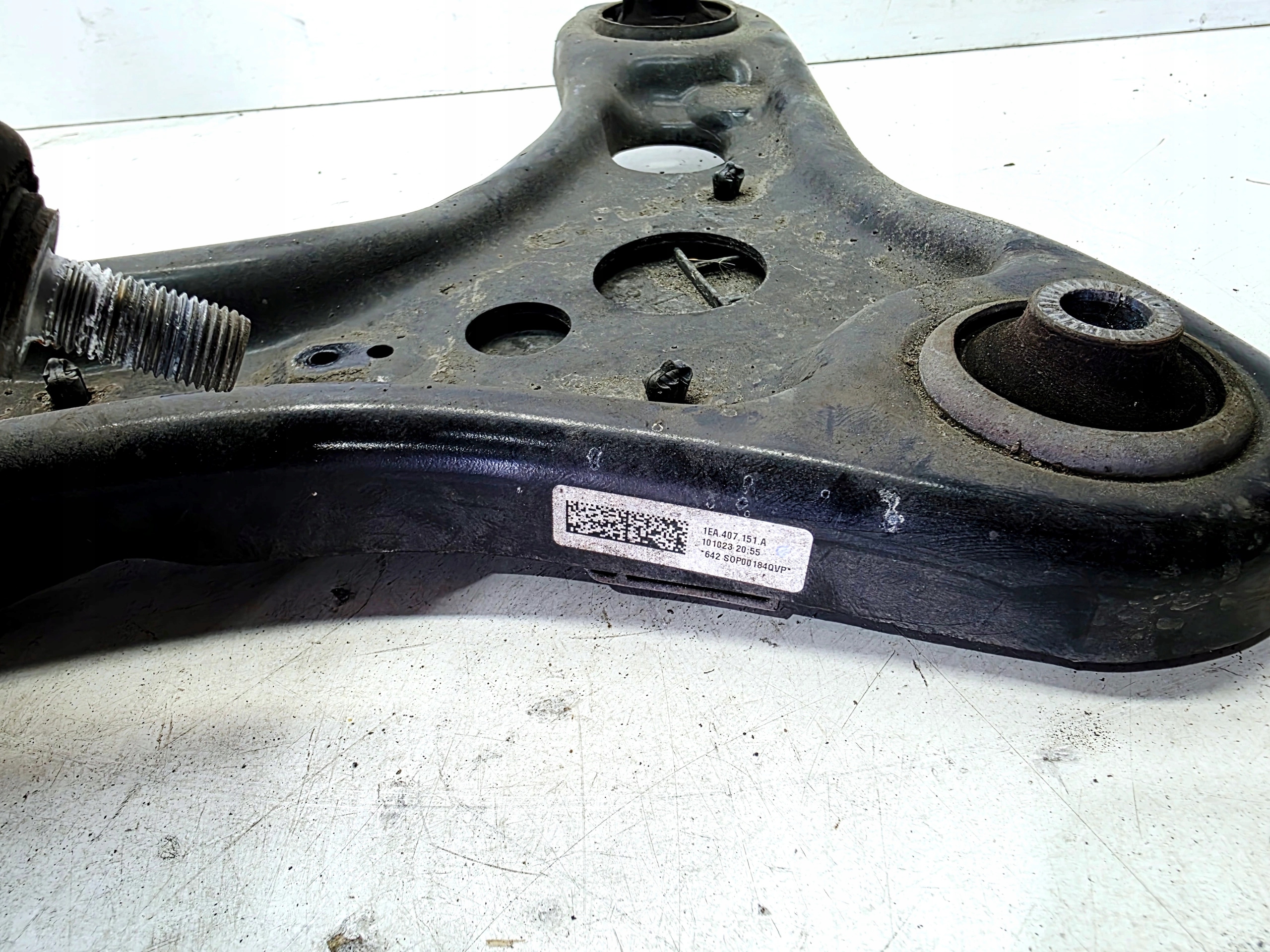 swing complete left front AUDI Q4 E-TRON 1EA407257H 1EA412021EF