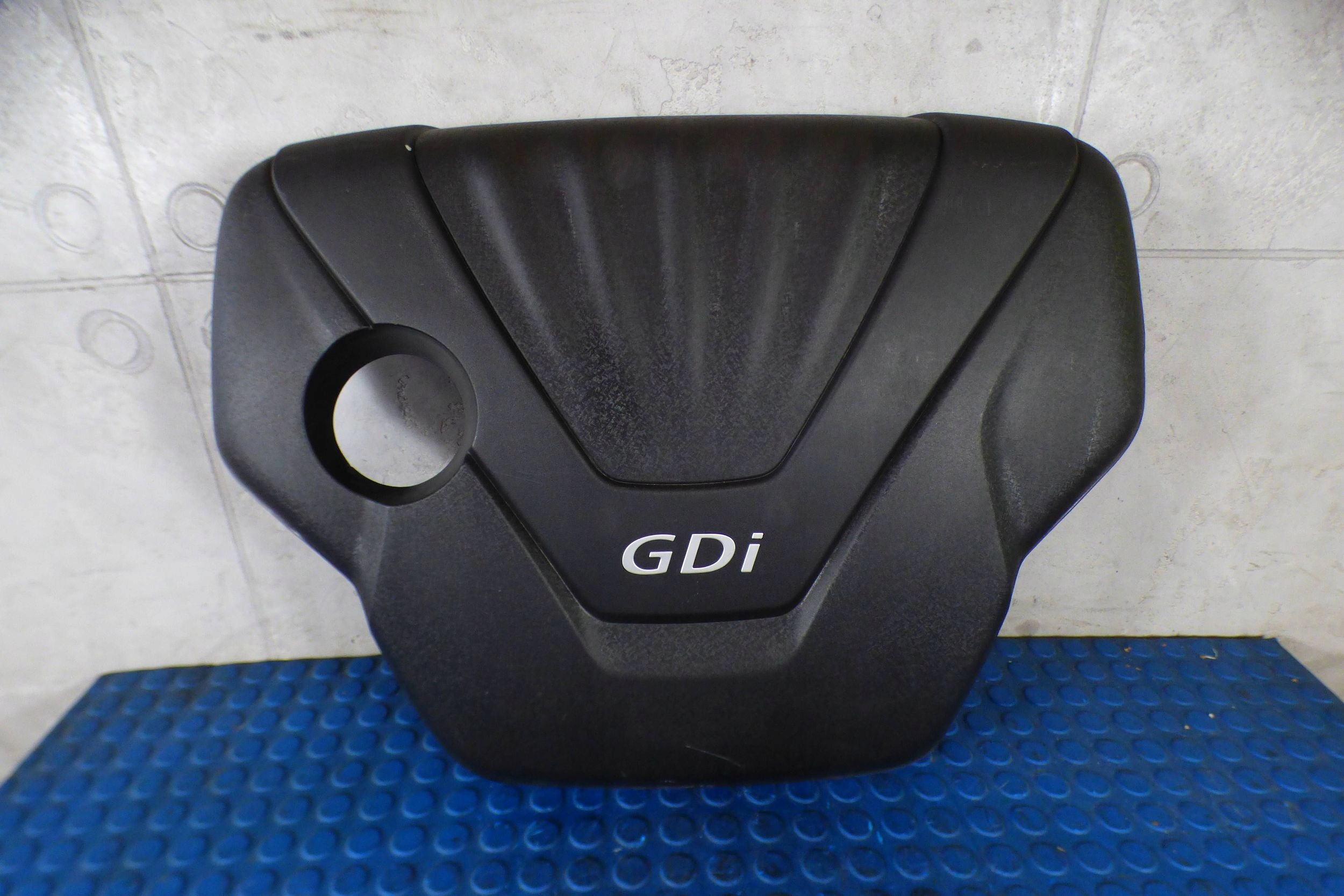 KIA Ceed II cover upper of the engine 29240-2B600