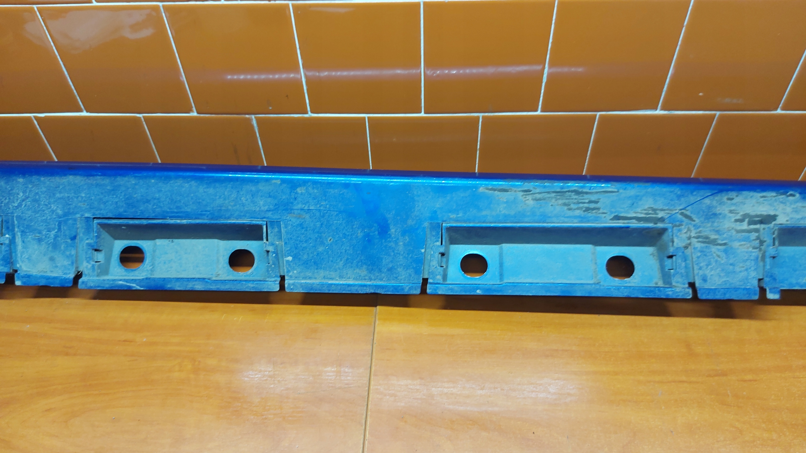 threshold moulding cap threshold left left TOYOTA YARIS IV 20